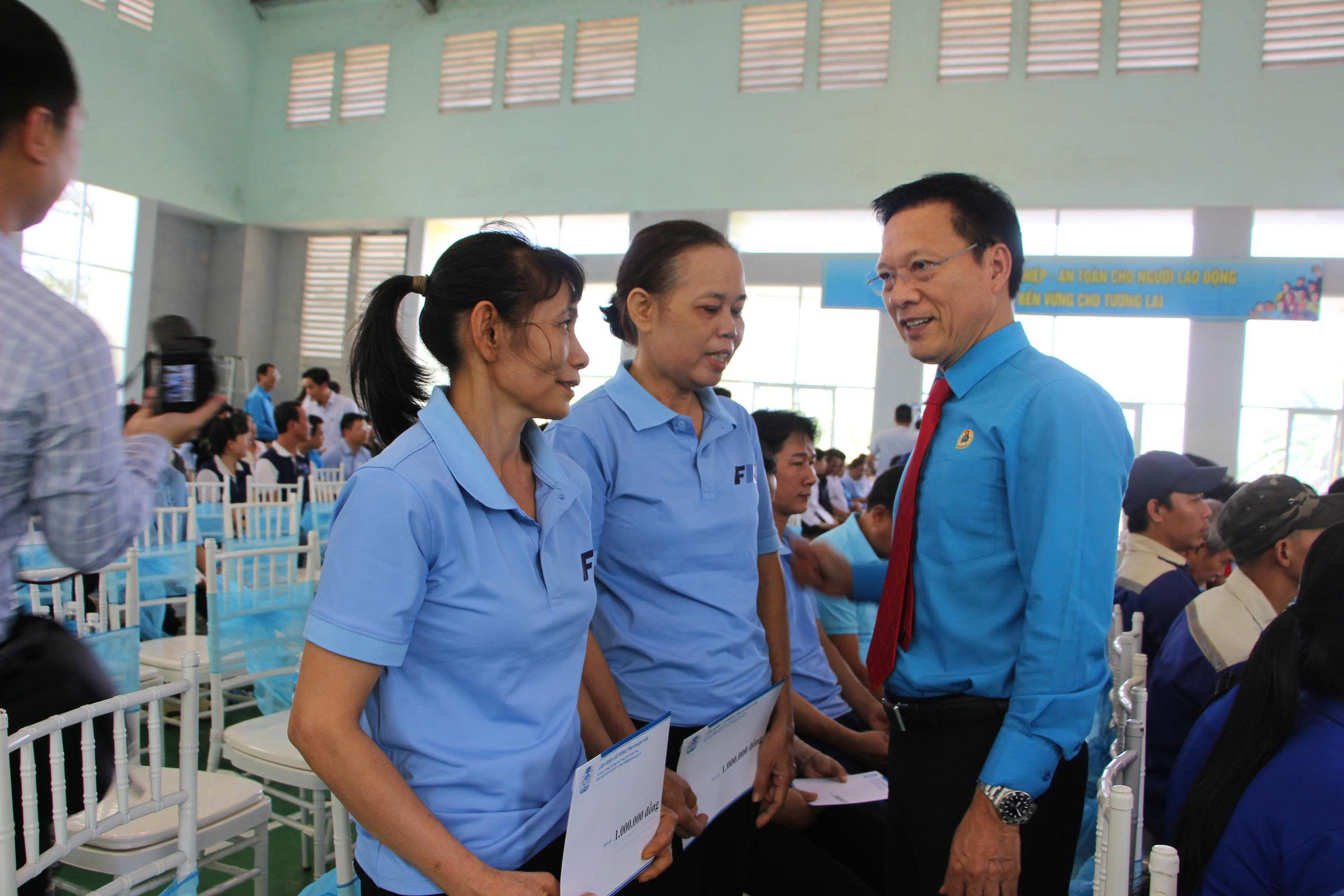 Khánh Hòa phát động tháng hành động về an toàn lao động và tháng công nhân năm 2026 - Ảnh 5.
