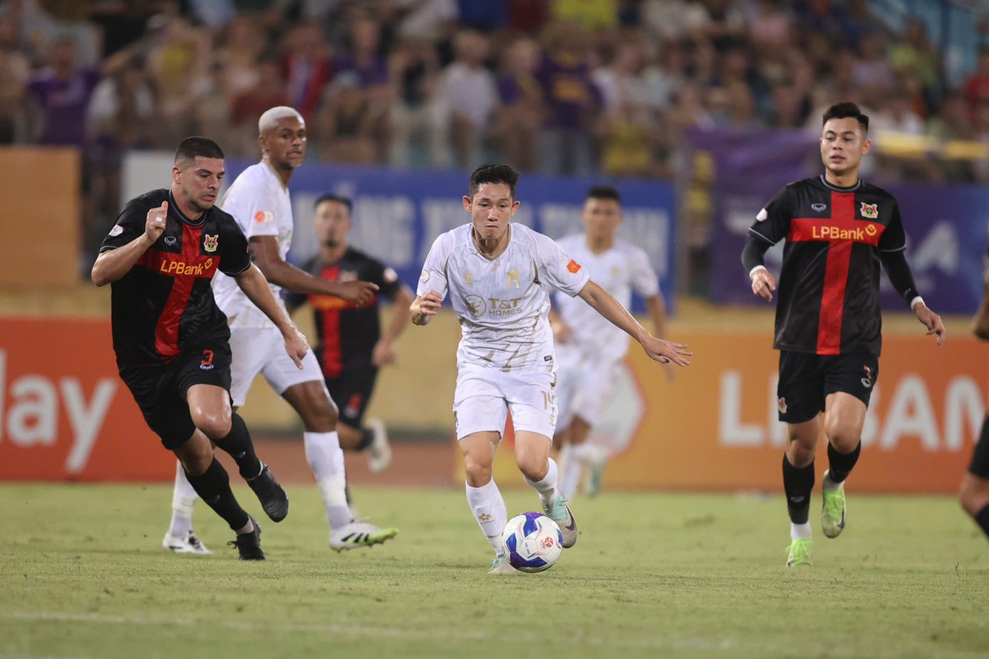 Ninh Bình FC chạm trán Hà Nội FC: Đại chiến vì tốp 3 - Ảnh 4.