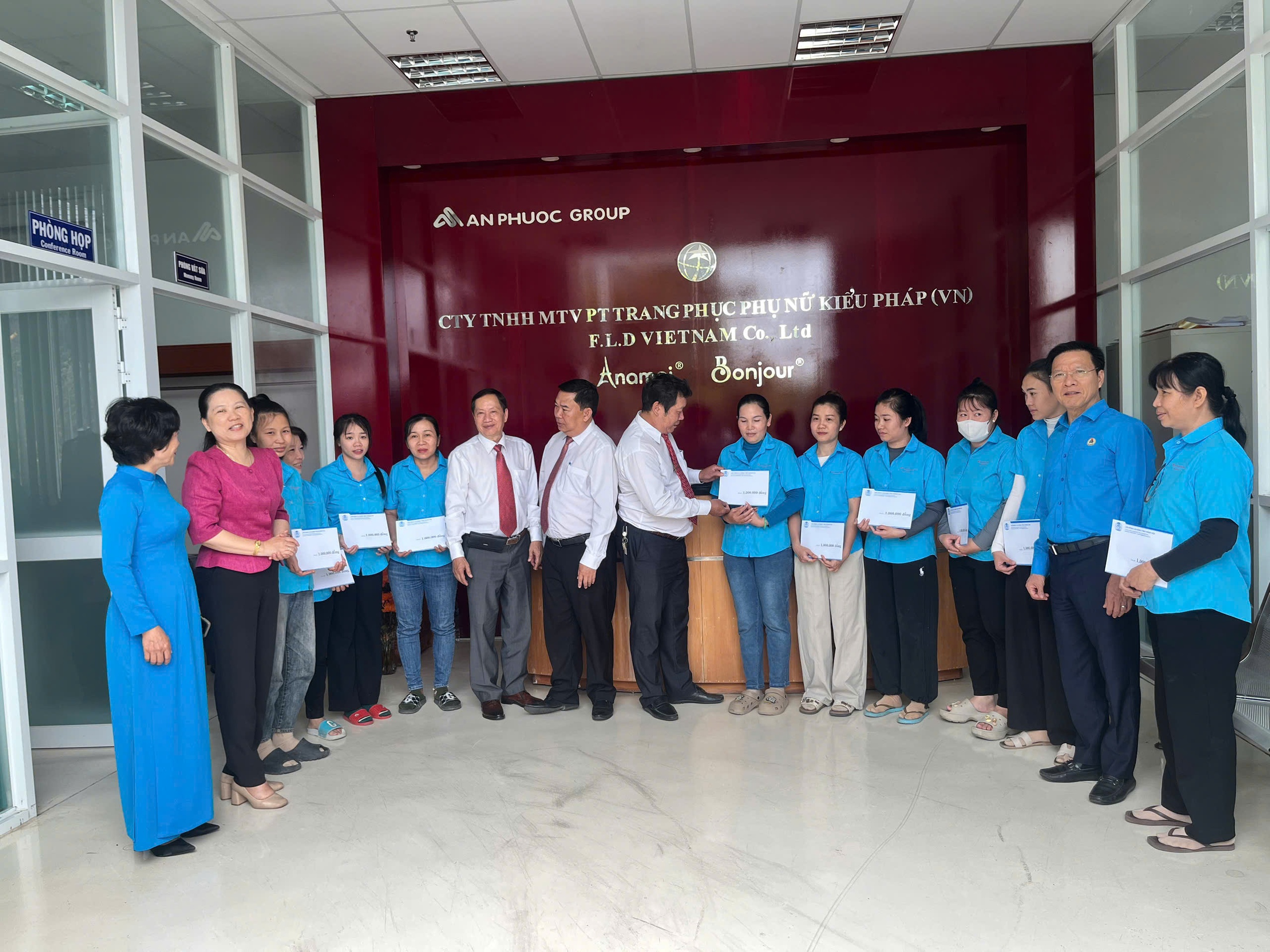 Khánh Hòa phát động tháng hành động về an toàn lao động và tháng công nhân năm 2026 - Ảnh 6.