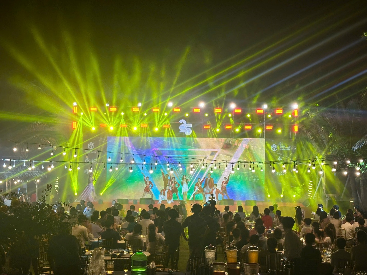 S&agrave;i G&ograve;n Light Event &ndash; Đơn vị tổ chức sự kiện quy m&ocirc; với hệ thống thiết bị ri&ecirc;ng, chủ động vận h&agrave;nh - Ảnh 2.