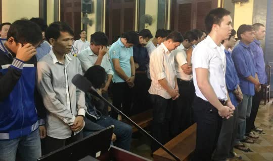 Vụ "Trộm 61 tỉ đồng" qua mạng: 7 năm 6 tháng tù cho kẻ chủ mưu - Ảnh 1.