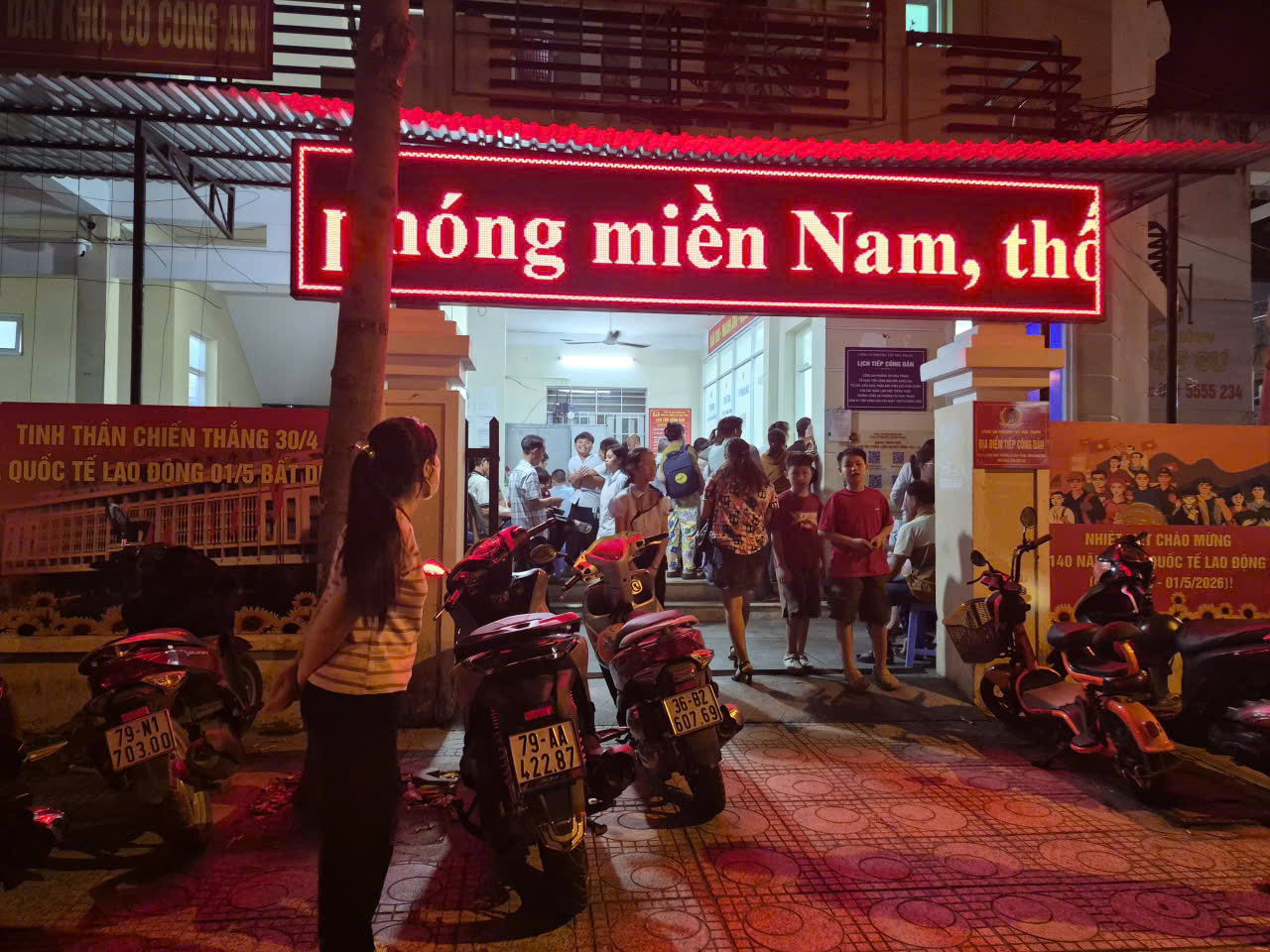 Quá tải làm căn cước cho học sinh - Ảnh 3.