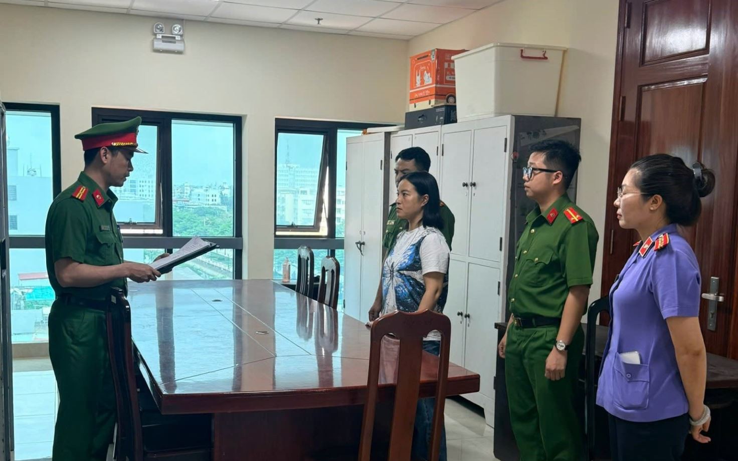 Bắt giữ người phụ nữ lừa đảo hơn 42 tỉ đồng của nhiều người