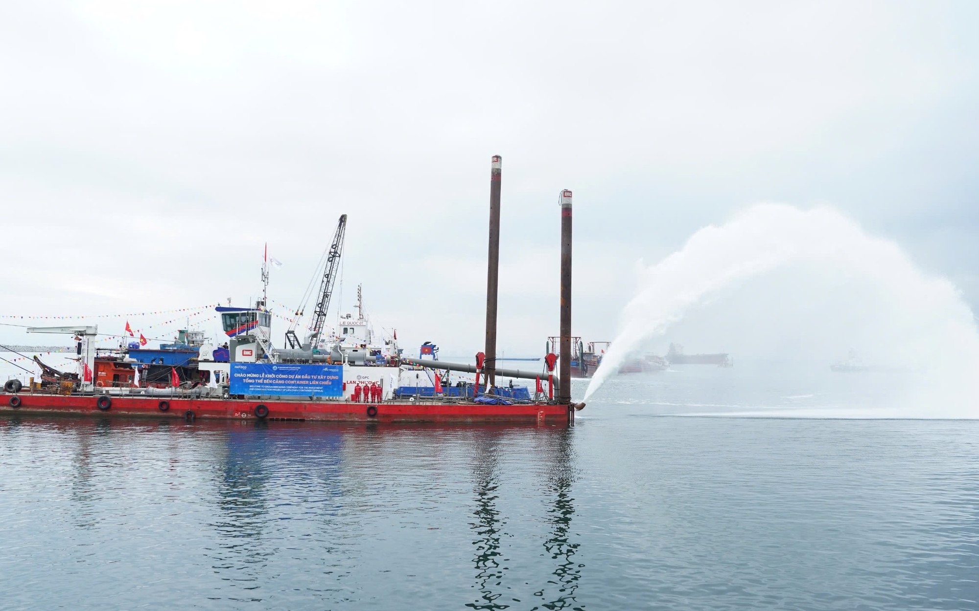 Phó Thủ tướng Thường trực Phạm Gia Túc: Xây dựng cảng Liên Chiểu là "cảng xanh - cảng thông minh"