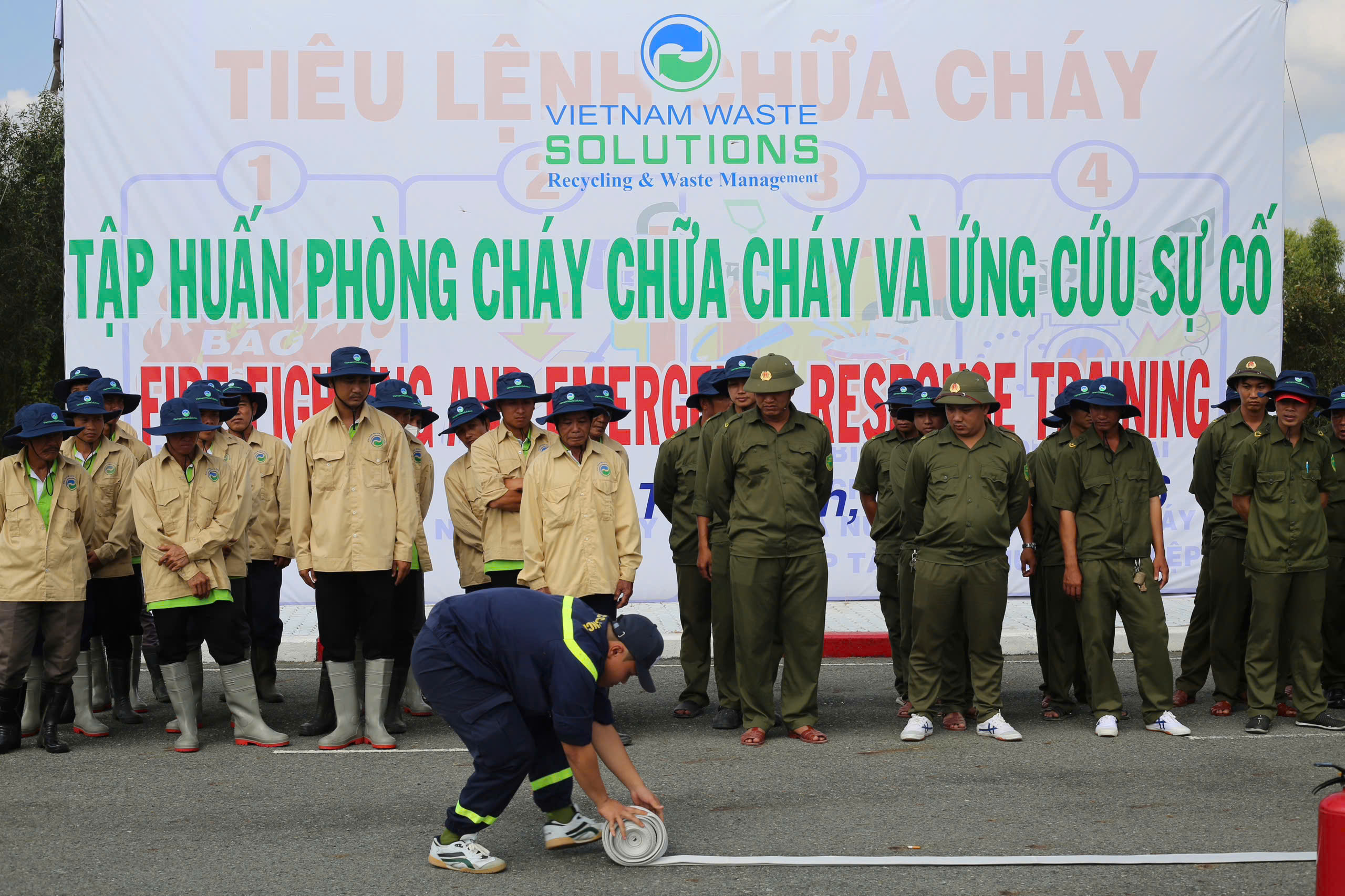 Khu công nghệ Môi trường Xanh Long An tập huấn PCCC trước mùa khô - Ảnh 2.