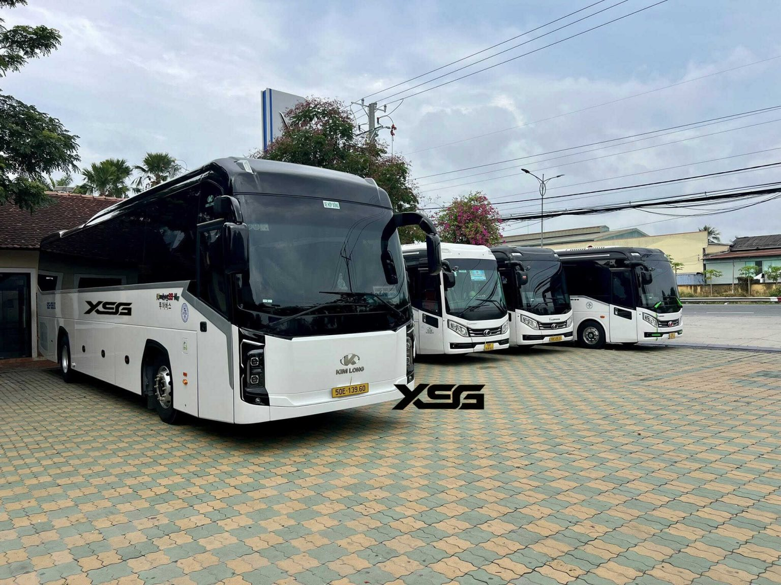 Dịch vụ cho thu&ecirc; xe đi Hồ Tr&agrave;m, Long Hải tại TP HCM: H&agrave;nh tr&igrave;nh nghỉ dưỡng đẳng cấp v&agrave; tiện nghi - Ảnh 1.