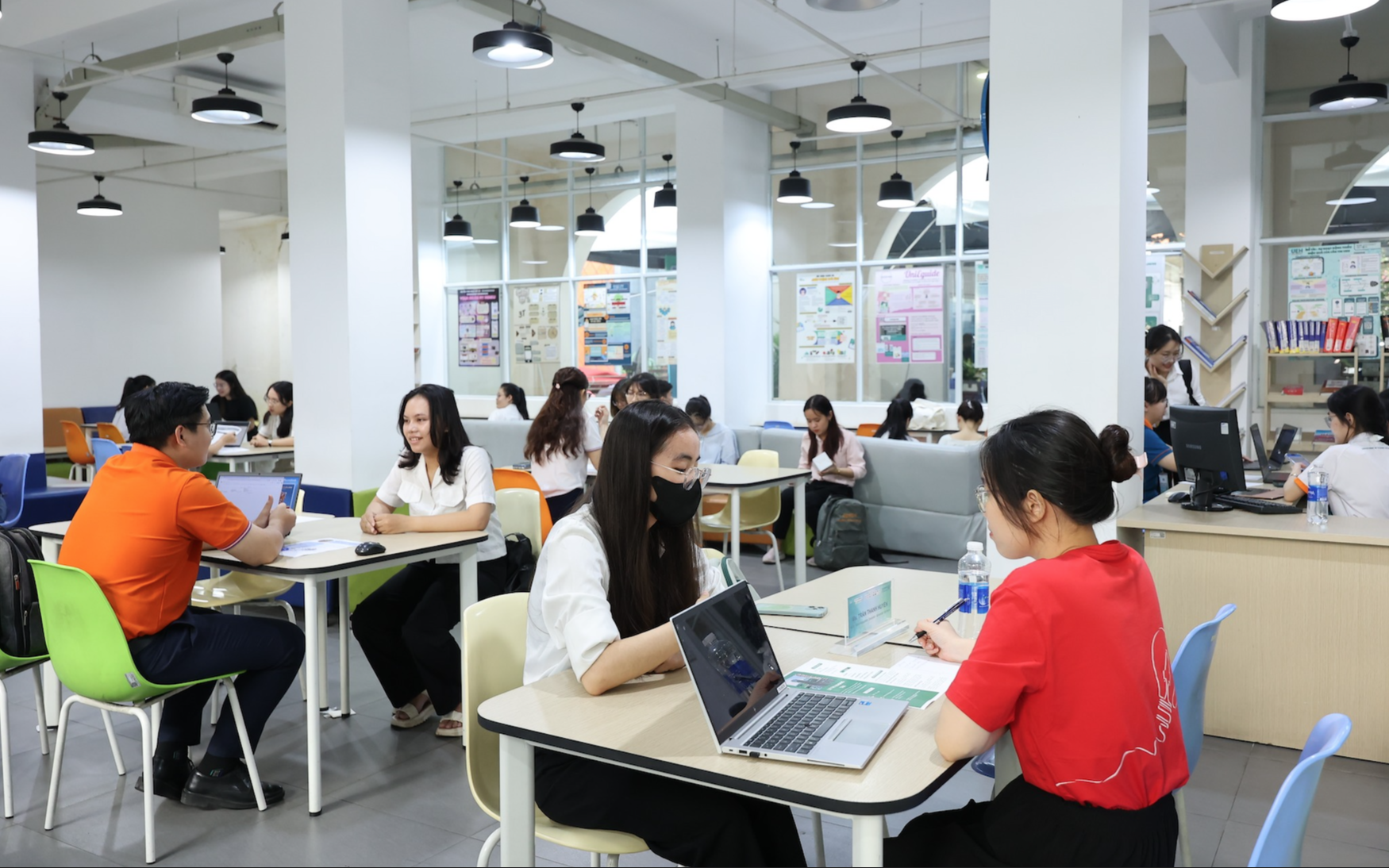 840.000 người chết mỗi năm vì áp lực công việc