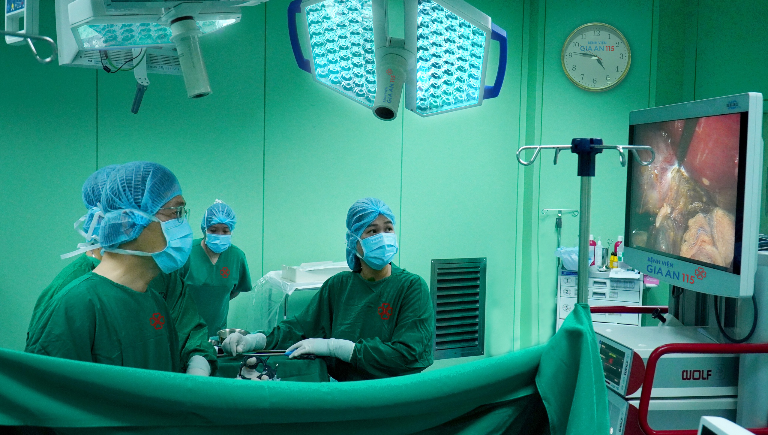 Đi kh&aacute;m sức khỏe định kỳ, người phụ nữ trẻ ph&aacute;t hiện điều bất ngờ - Ảnh 1.