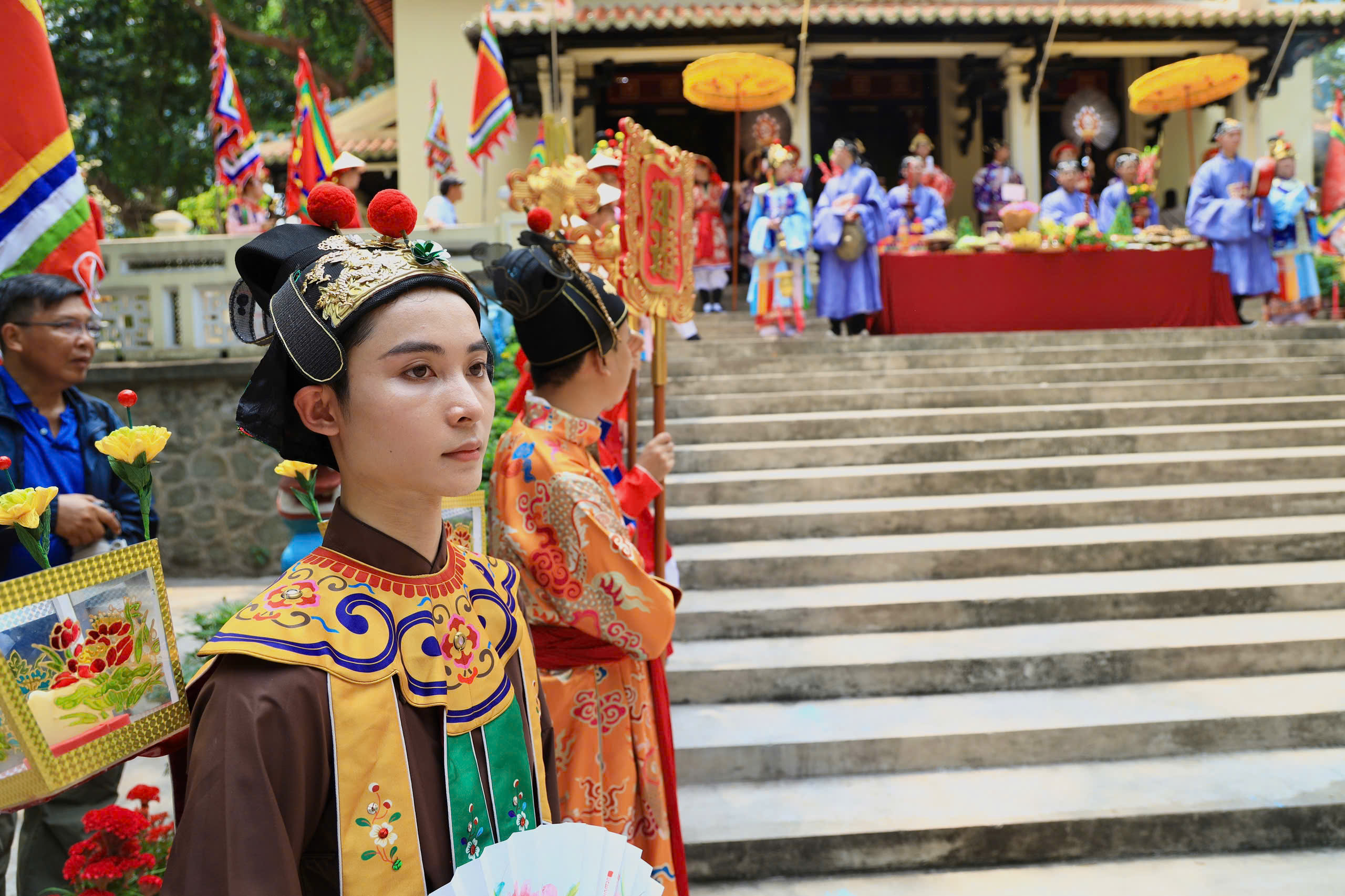 Lần đầu ti&ecirc;n Thảo Cầm Vi&ecirc;n t&aacute;i hiện huyền sử trong lễ diễu h&agrave;nh Quốc Tổ - Ảnh 7.