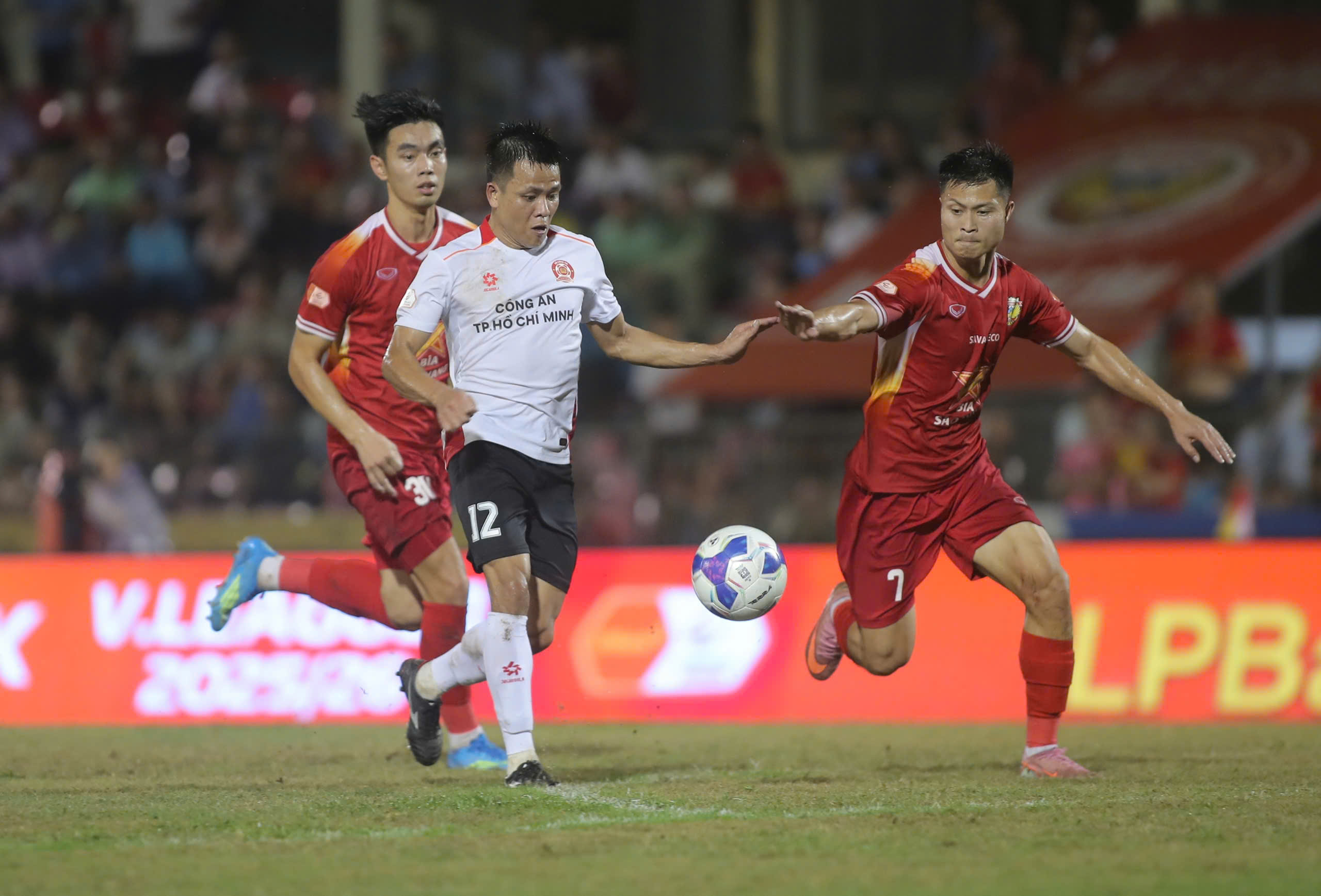 CLB Công an TP HCM khó thắng "cựu vương" V-League - Ảnh 1.