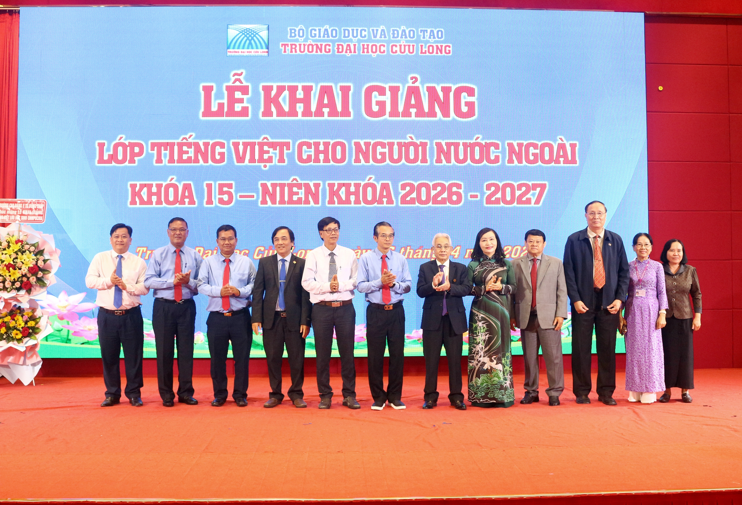 Trường Đại học Cửu Long khai giảng lớp đào tạo Tiếng Việt cho người nước ngoài - Ảnh 5.