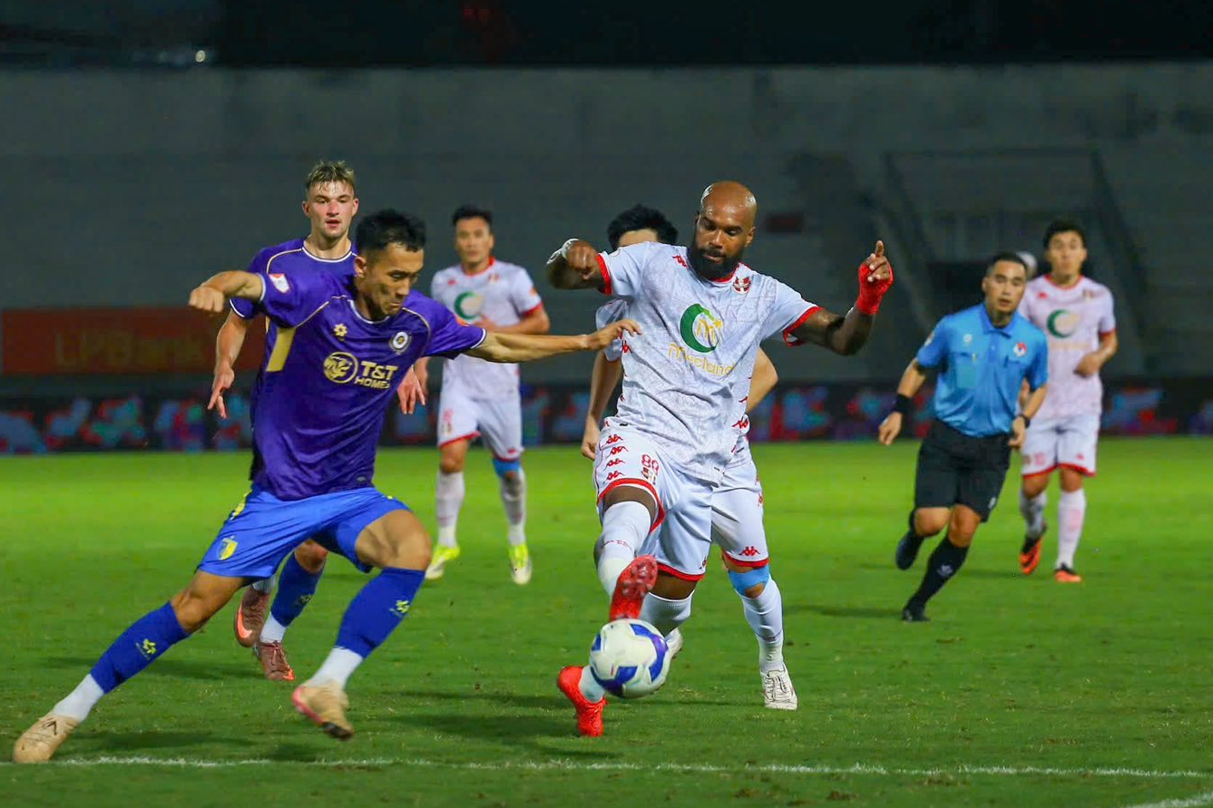 "Ngoại binh" Hải Phòng FC: Từ bỡ ngỡ đến tình yêu với bóng đá Việt Nam - Ảnh 4.