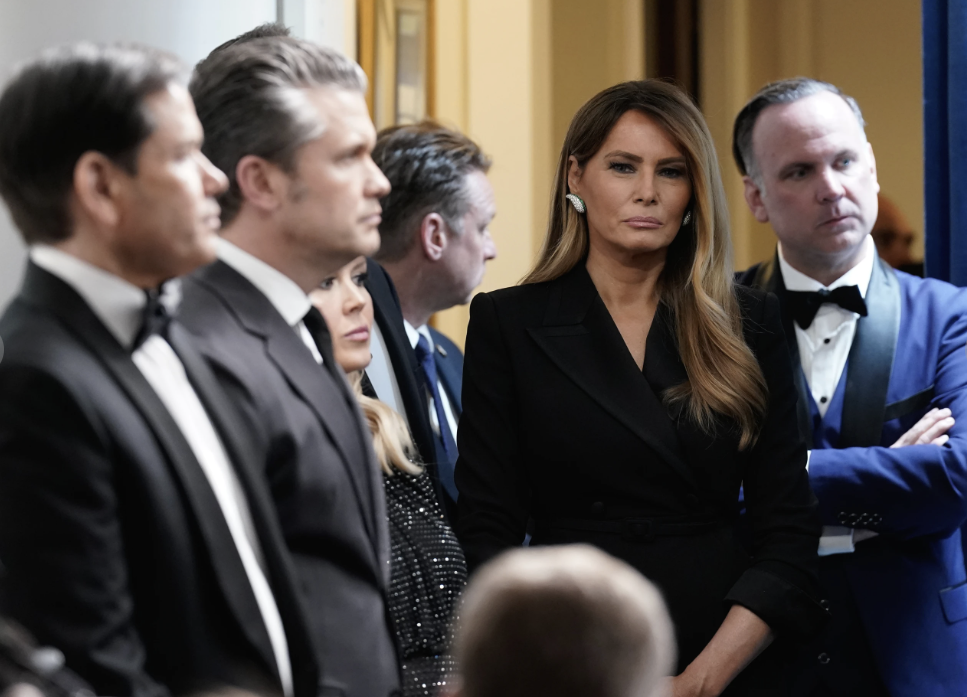 Nghi phạm xả súng trong tiệc của ông Donald Trump ra tòa tuần sau - Ảnh 9.