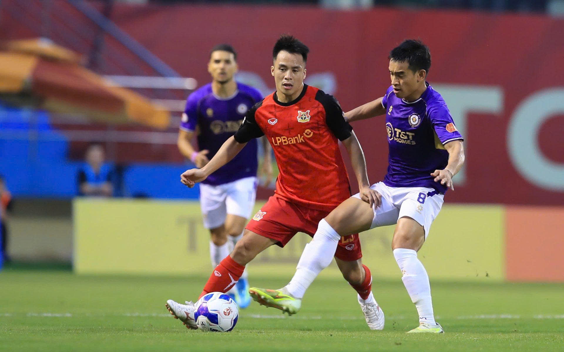 Vòng 20 V-League: Nam Định trở thành cựu vương, PVF-CAND xuống cuối bảng
