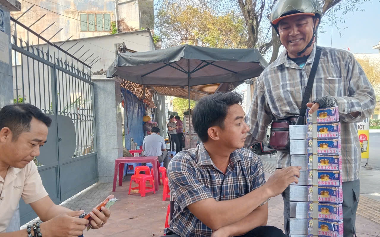 Một công ty xổ số kiến thiết có thông báo “nóng” gửi các đại lý vé số