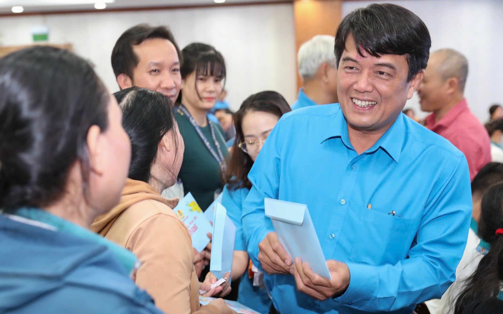 Không để ai bị bỏ lại phía sau