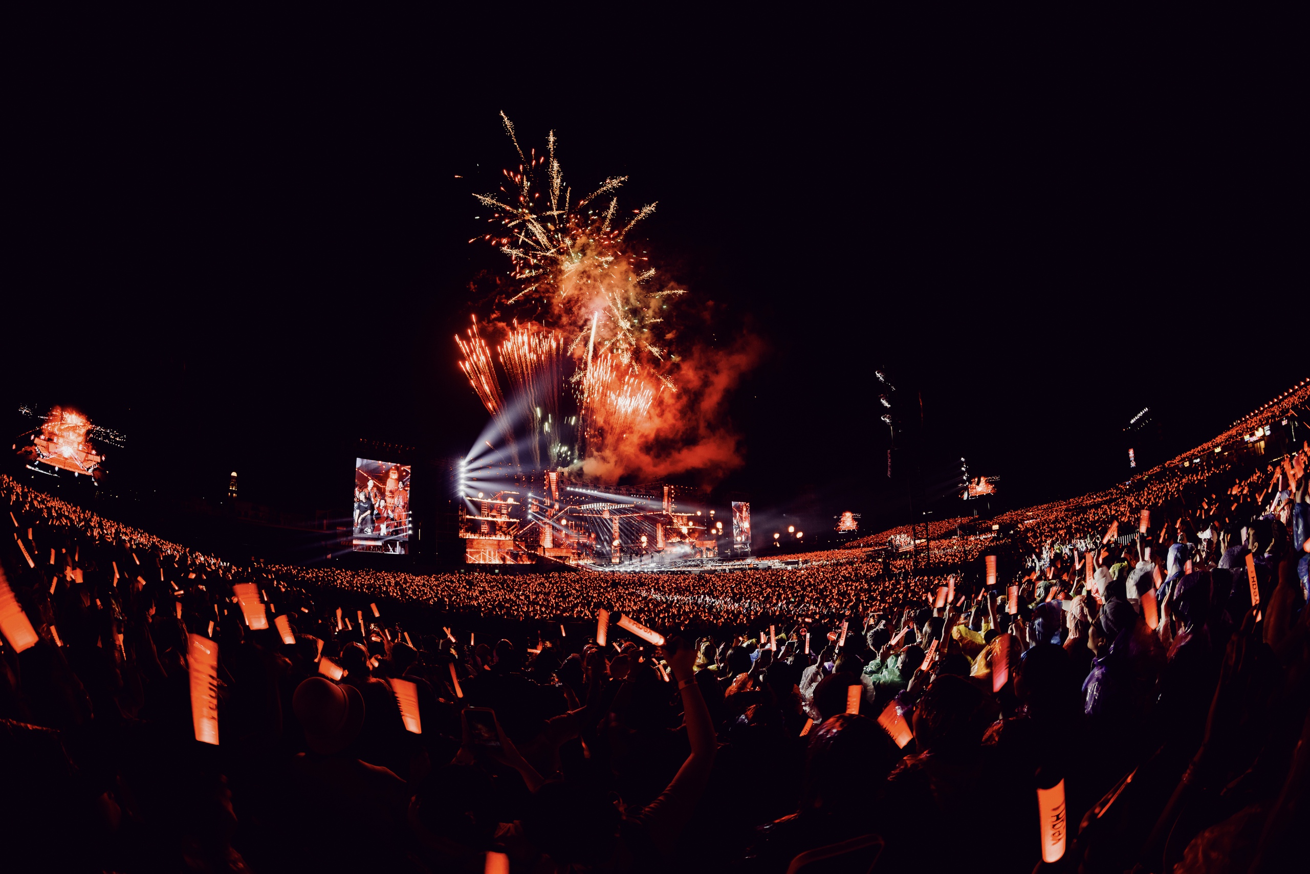 "Gai Home" concert: Kh&eacute;p lại h&agrave;nh tr&igrave;nh rực rỡ của Anh trai vượt ng&agrave;n ch&ocirc;ng gai 2024  - Ảnh 5.
