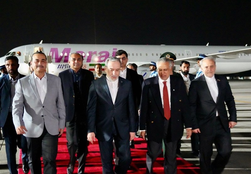 Iran giải th&iacute;ch về động th&aacute;i bất ngờ của bộ trưởng ngoại giao trước khi đi gặp &ocirc;ng Putin - Ảnh 1.