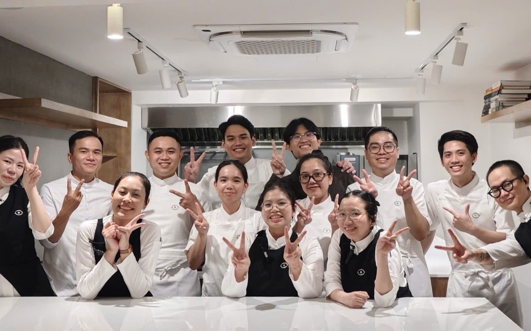 Tốt nghiệp ĐH điểm tuyệt đối, tân khoa khởi nghiệp với mô hình nhà hàng độc đáo