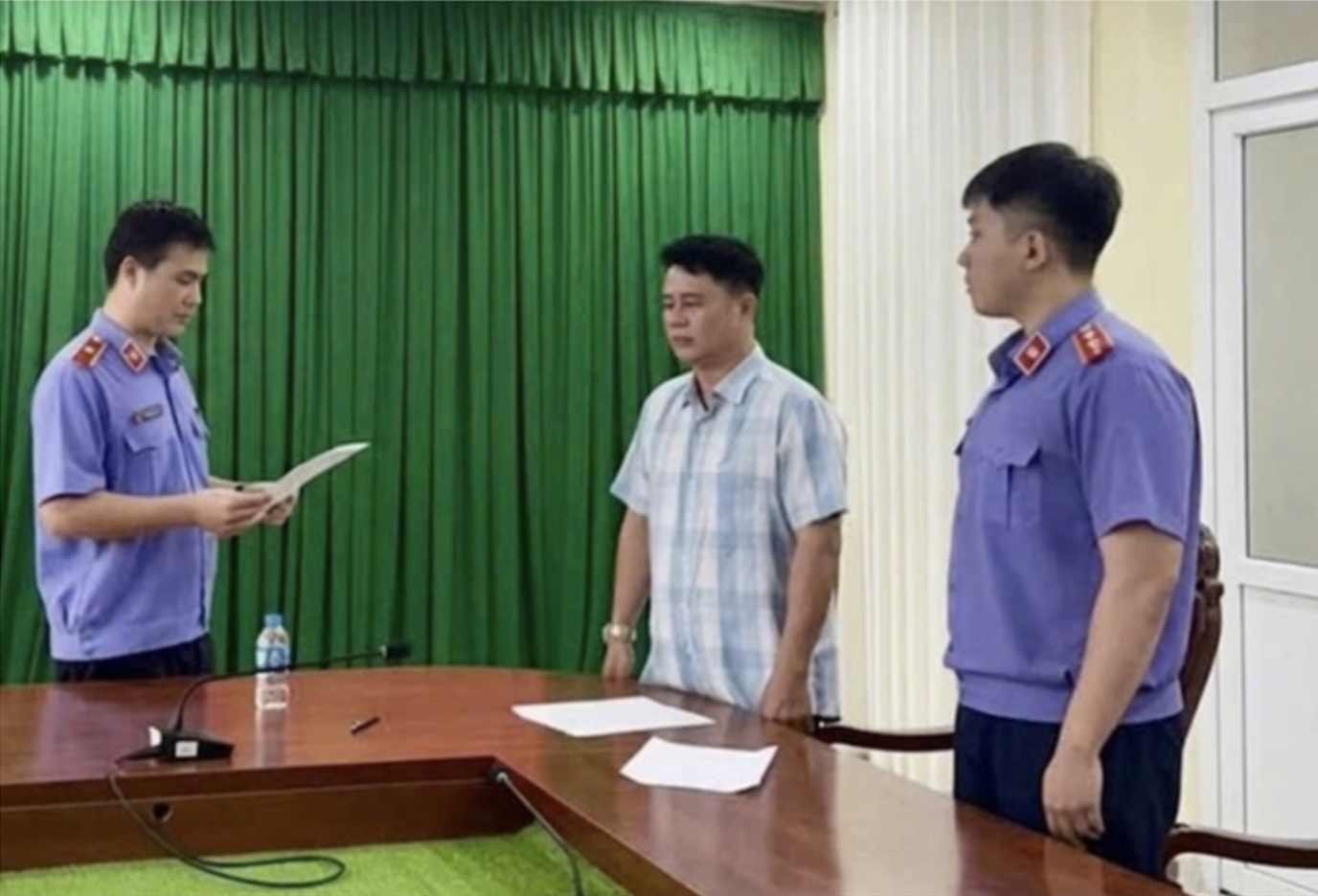 4 cựu c&aacute;n bộ bị khởi tố li&ecirc;n quan vụ nữ sinh tử vong ở Vĩnh Long: Tr&aacute;ch nhiệm bồi thường ra sao? - Ảnh 2.