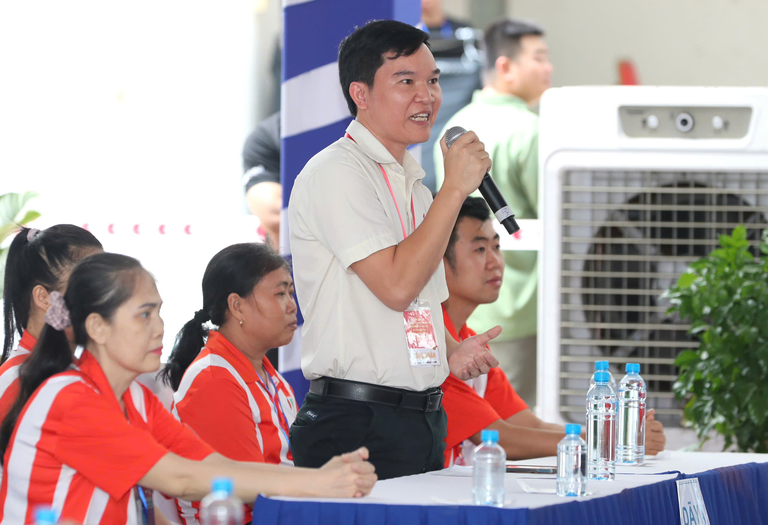 C&ocirc;ng nh&acirc;n mong c&oacute; th&ecirc;m ch&iacute;nh s&aacute;ch hỗ trợ nh&agrave; ở, y tế, đ&agrave;o tạo nghề - Ảnh 15.