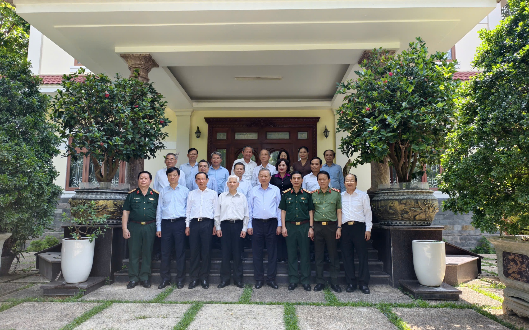 Tổng Bí thư, Chủ tịch nước Tô Lâm thăm nguyên Chủ tịch nước Nguyễn Minh Triết