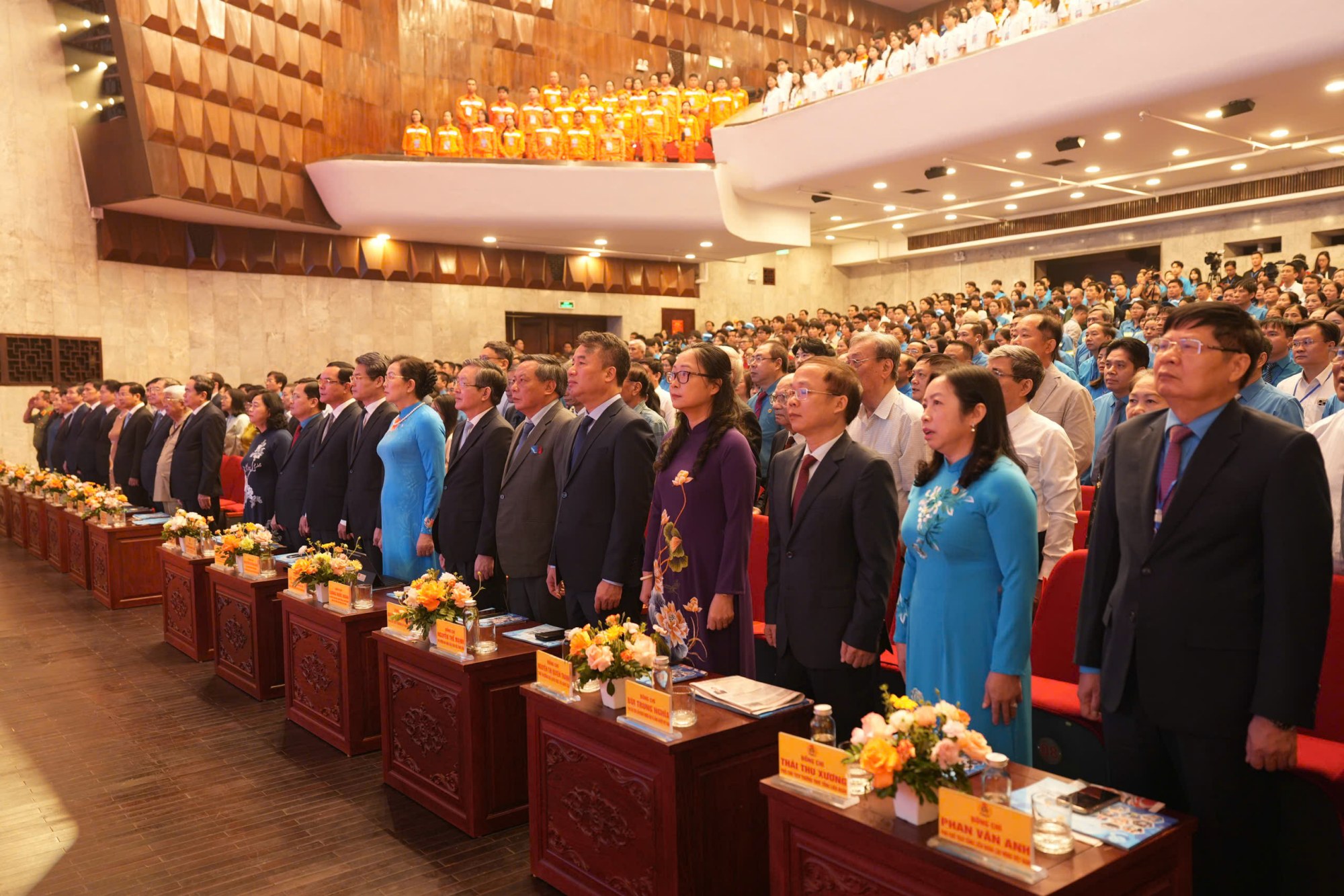 Trọng thể kỷ niệm 140 năm Ngày Quốc tế Lao động và tuyên dương chủ tịch Công đoàn cơ sở xuất sắc - Ảnh 9.