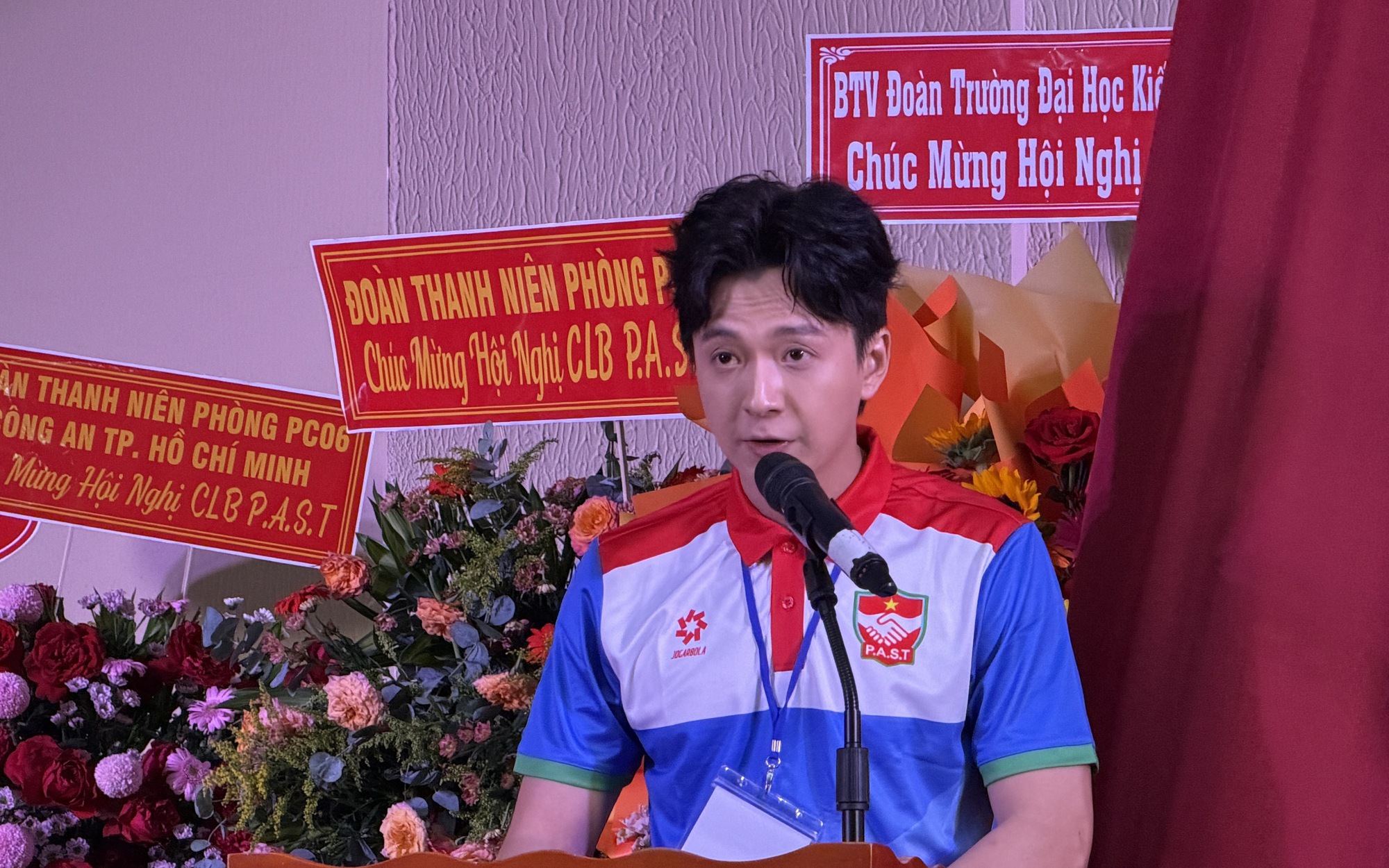 Ca sĩ Ngô Kiến Huy tham gia câu lạc bộ tại Công an TPHCM