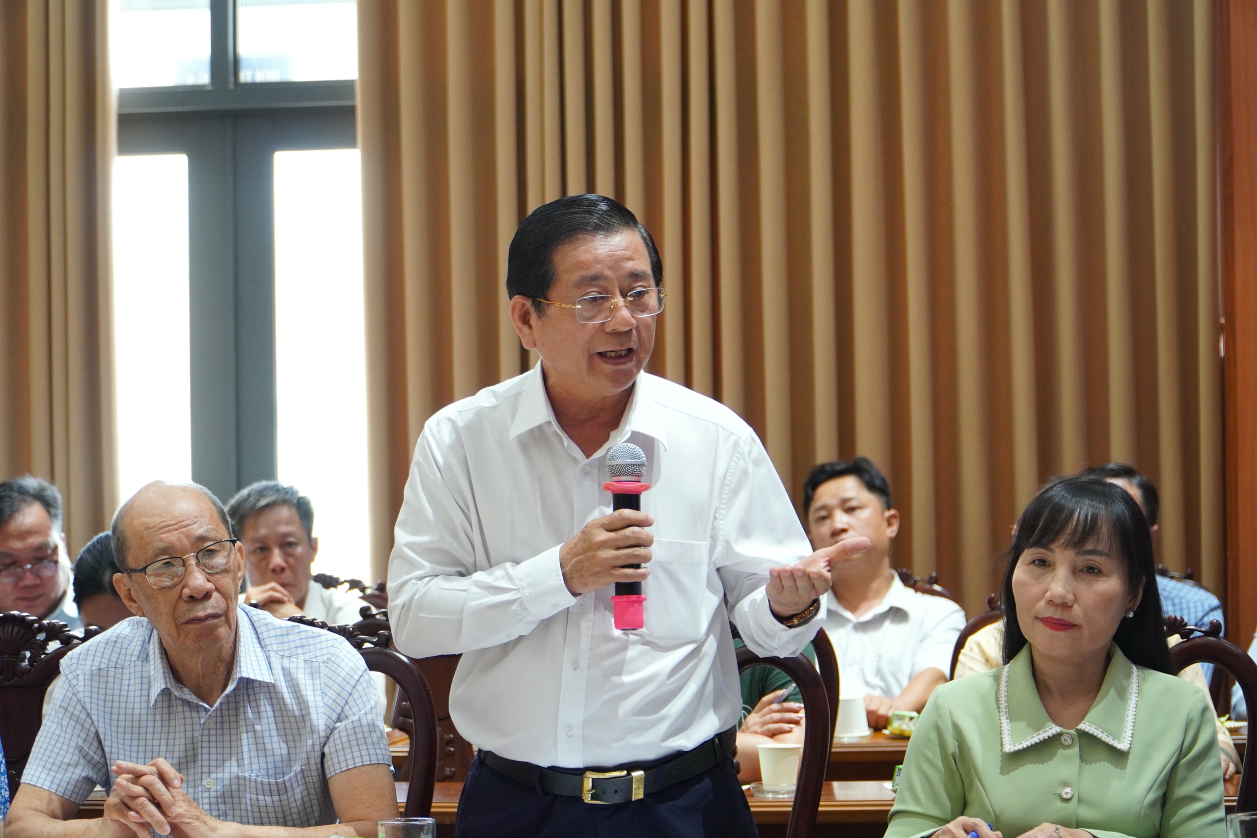 TPHCM t&iacute;nh lại gi&aacute; thu gom, vận chuyển r&aacute;c thải - Ảnh 5.