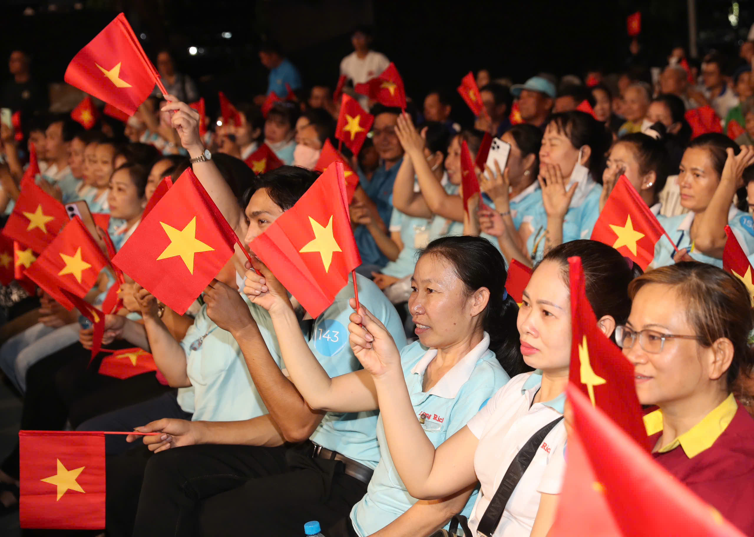 LĐLĐ TPHCM ch&iacute;nh thức khai mạc Th&aacute;ng C&ocirc;ng nh&acirc;n 2026 - Ảnh 14.