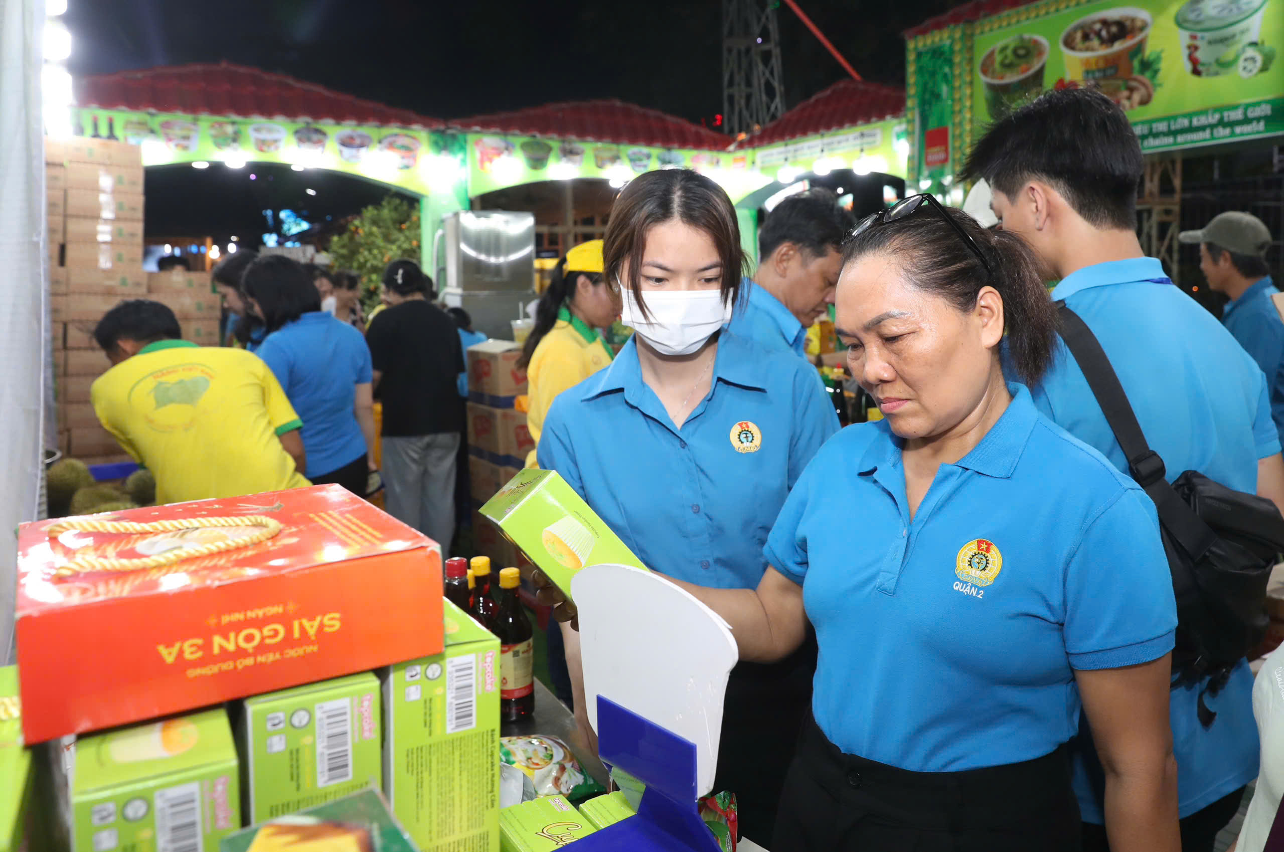 LĐLĐ TPHCM ch&iacute;nh thức khai mạc Th&aacute;ng C&ocirc;ng nh&acirc;n 2026 - Ảnh 8.
