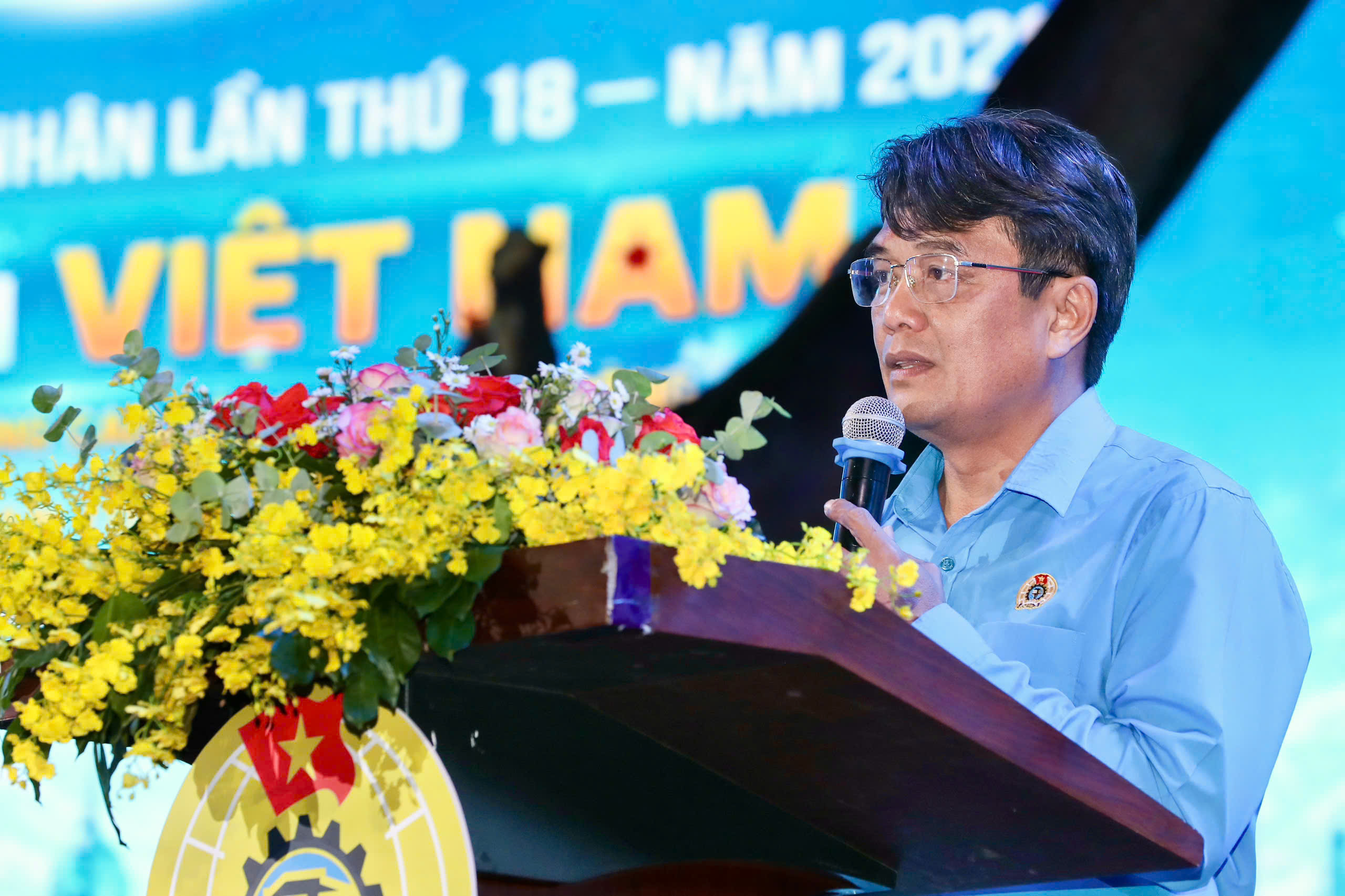 LĐLĐ TPHCM ch&iacute;nh thức khai mạc Th&aacute;ng C&ocirc;ng nh&acirc;n 2026 - Ảnh 2.