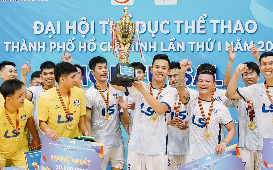 Hồ Văn Ý và Chánh Hưng Thái Sơn Nam vô địch Đại hội TDTT TP HCM