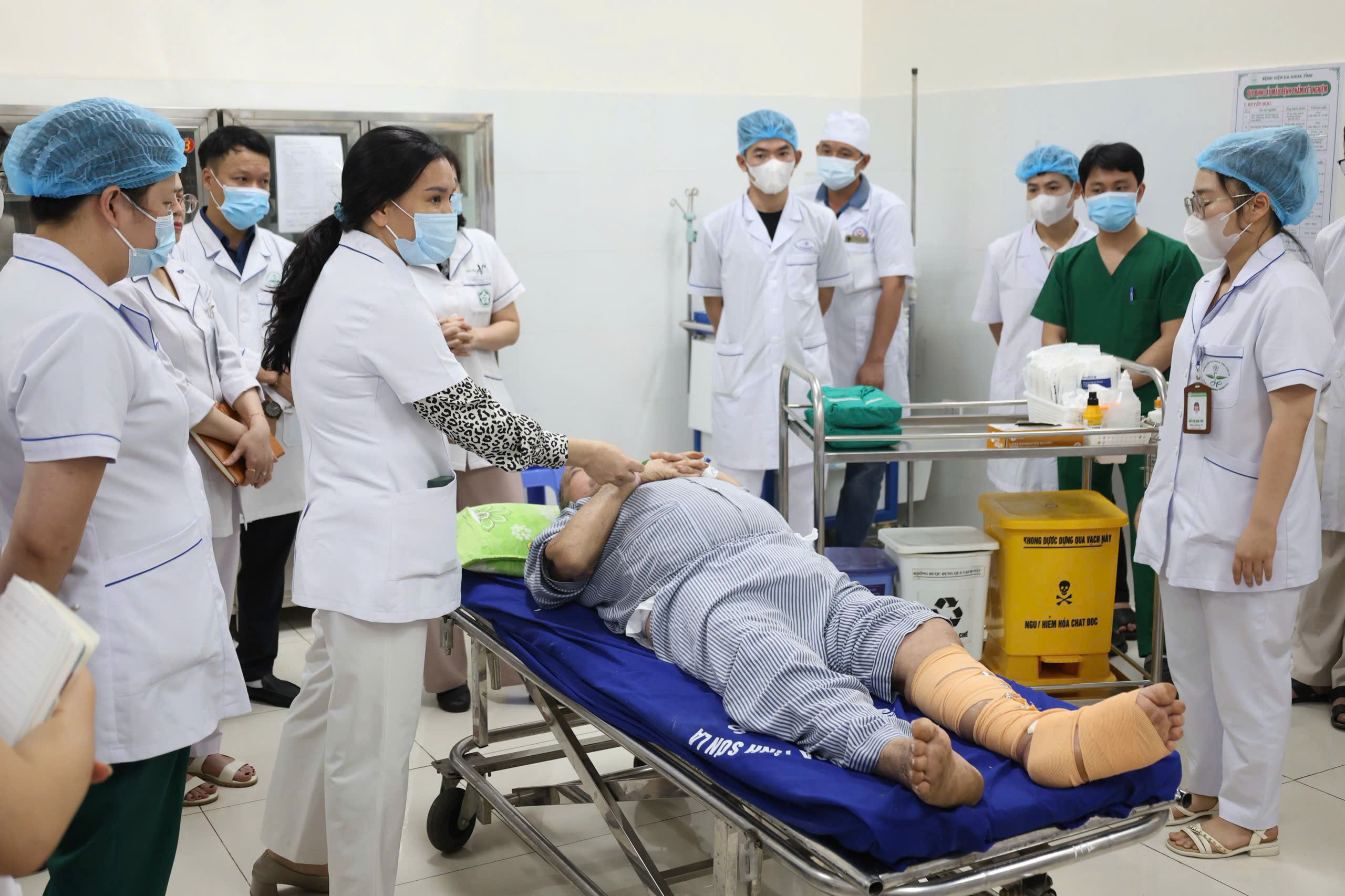 Th&ecirc;m hơn 200 bệnh viện vệ tinh, n&acirc;ng chất lượng kh&aacute;m chữa bệnh ngay tại cơ sở - Ảnh 1.