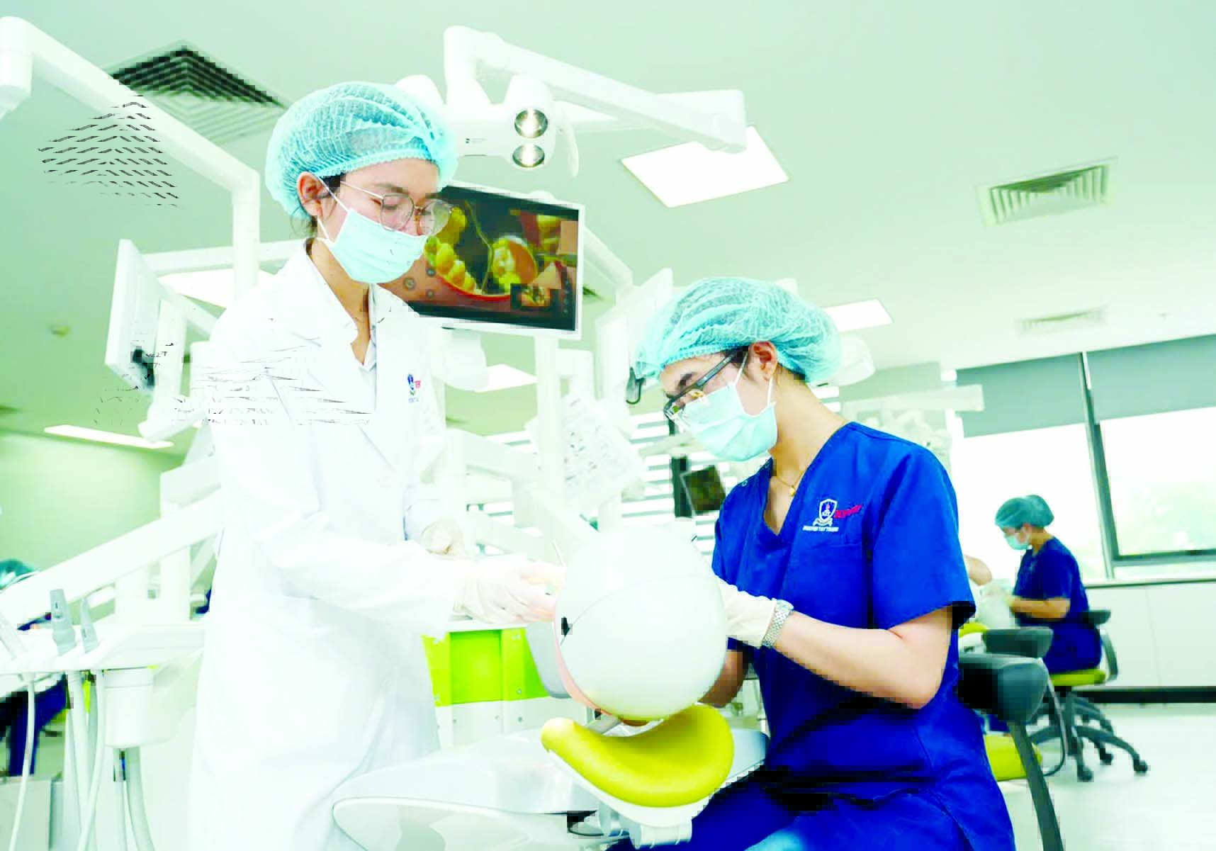 Giữ ổn định học phí, giảm gánh nặng cho phụ huynh - Ảnh 1.