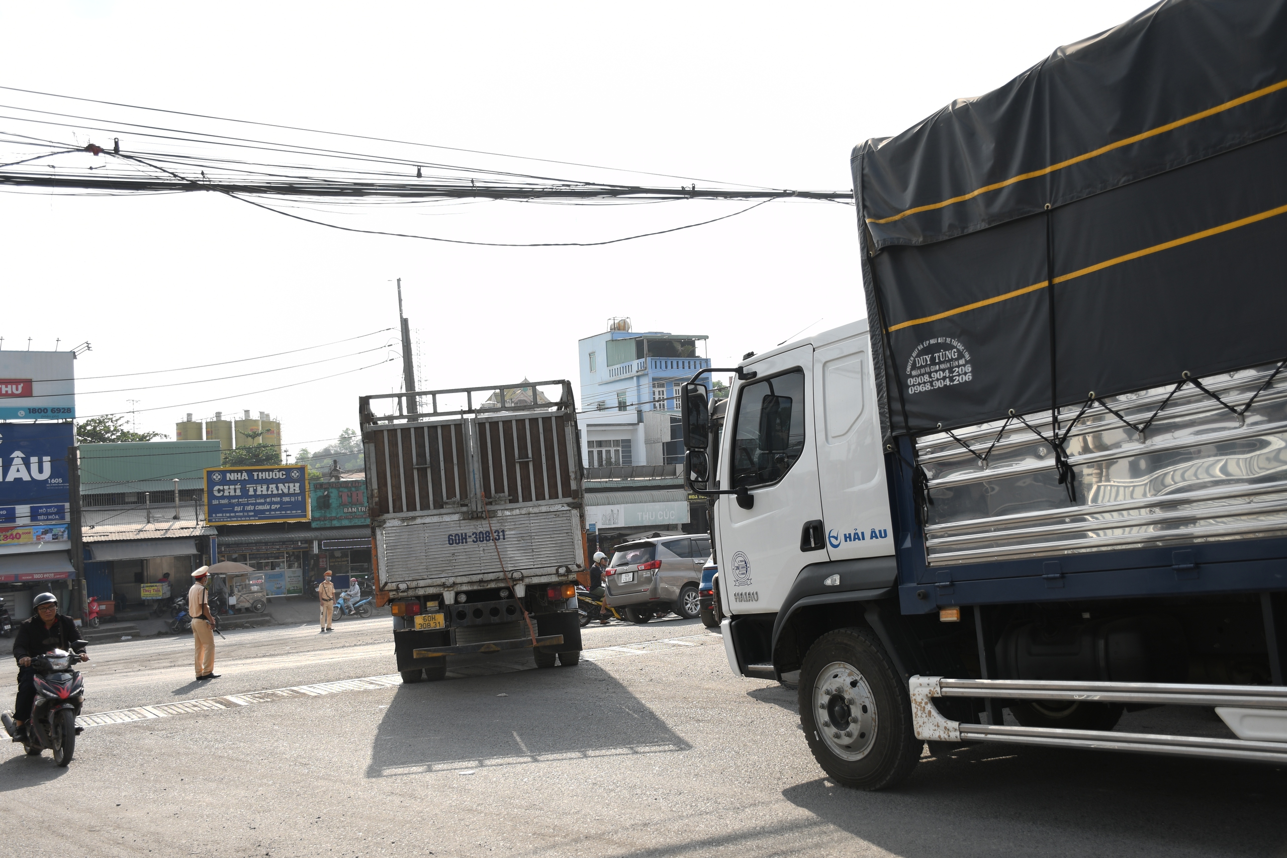 Hình ảnh bất ngờ trên Quốc lộ 51 nối Đồng Nai với TPHCM - Ảnh 7.