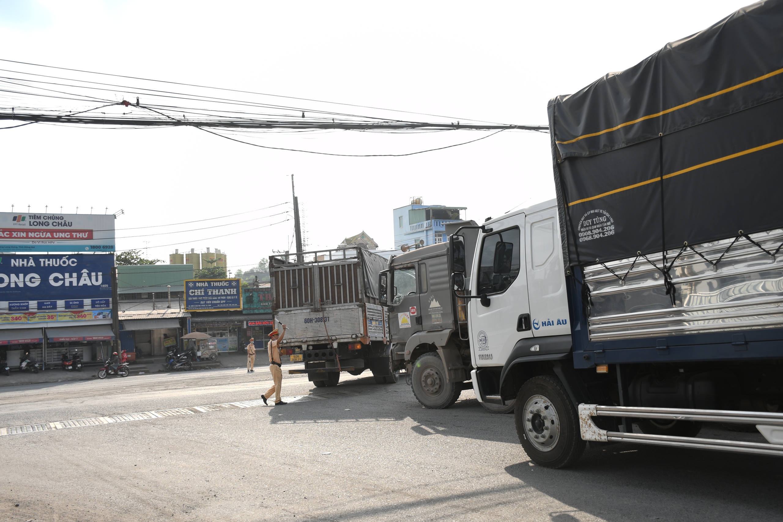 Hình ảnh bất ngờ trên Quốc lộ 51 nối Đồng Nai với TPHCM - Ảnh 8.