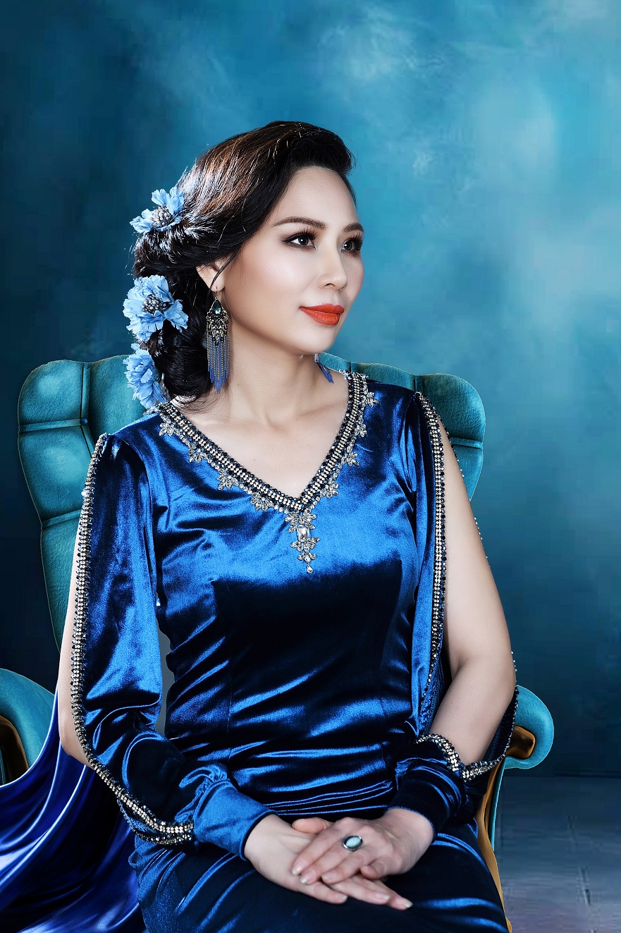 Nữ hoàng đại sứ nhân ái Nguyệt Trần tái xuất - Ảnh 4.