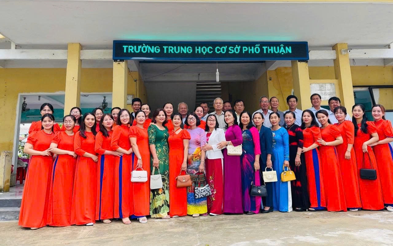 Kỷ niệm 50 năm thành lập Trường THCS Phổ Thuận