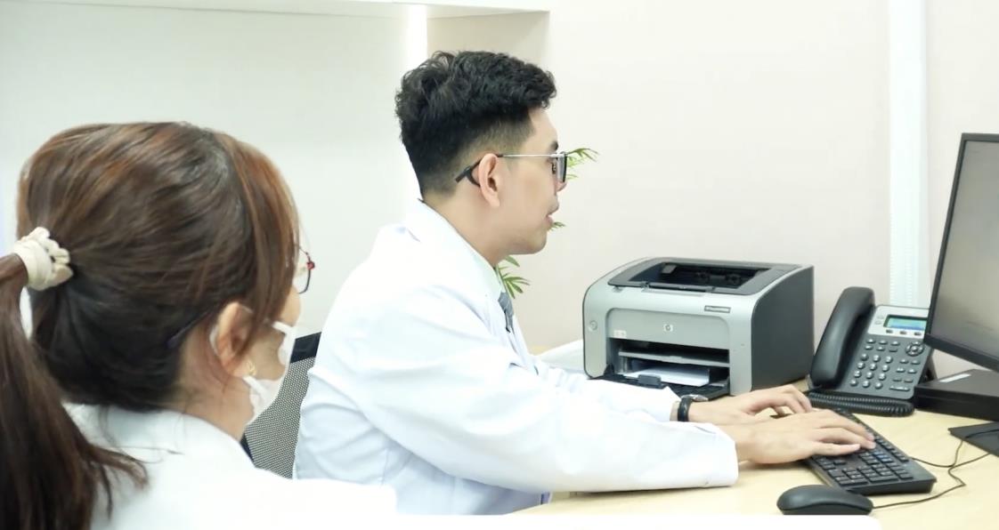 Đi tiểu liên tục là dấu hiệu của bệnh gì? - Ảnh 1.
