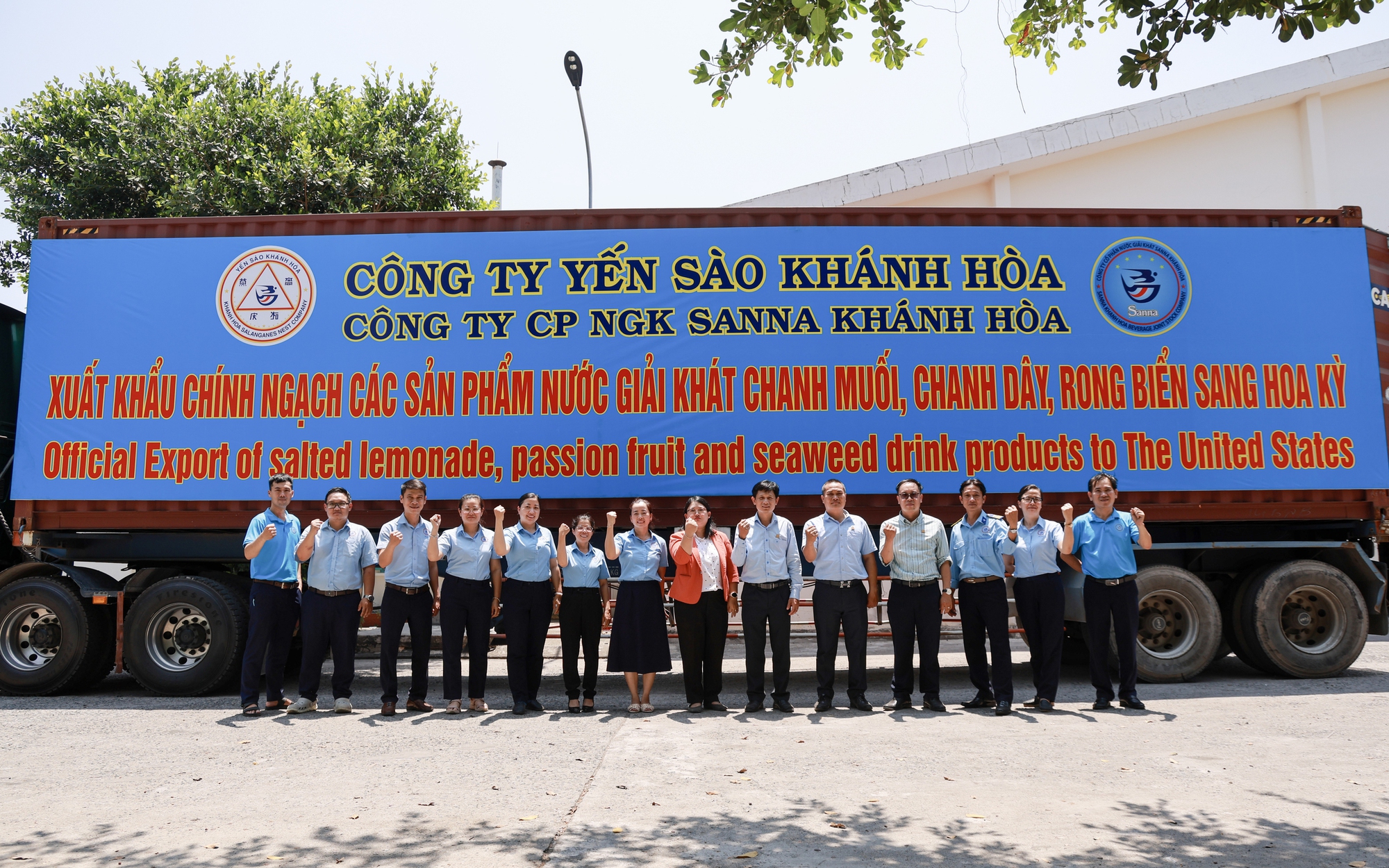 Sanna Khánh Hòa xuất khẩu lô hàng nước giải khát đầu tiên sang Mỹ