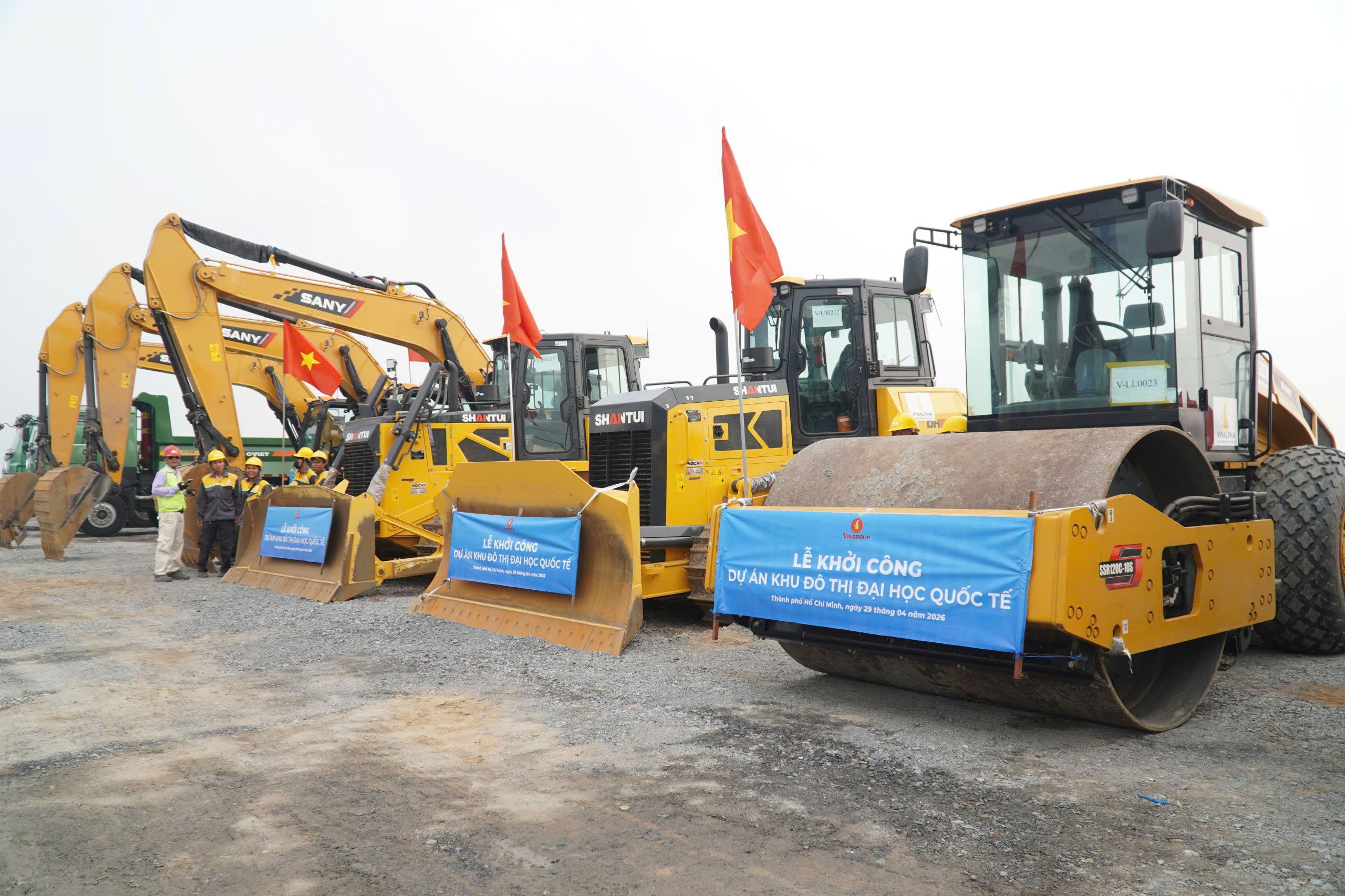 Ho Chi Minh City simultaneously starts construction on many large-scale projects - Ảnh 9.