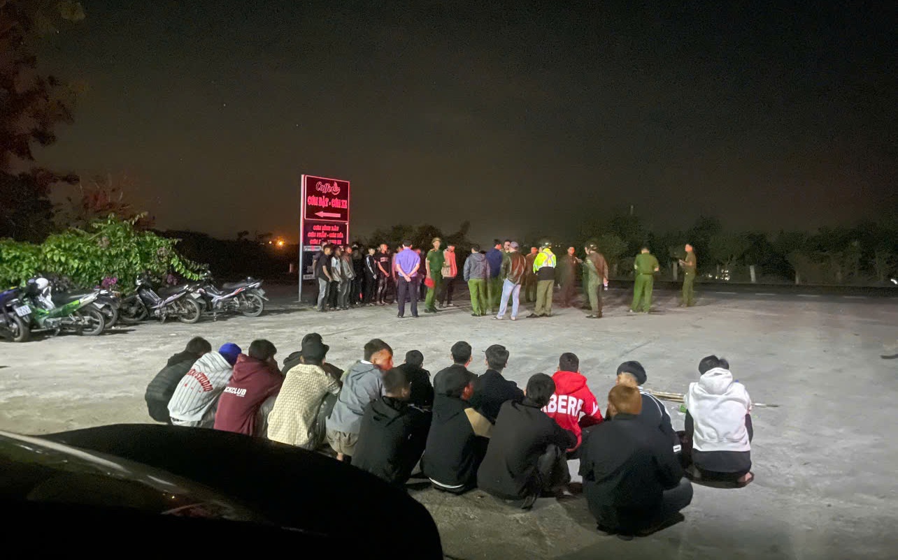 Gần 40 thanh, thiếu niên mang hung khí lao vào đánh nhau gây náo loạn ở Đắk Lắk