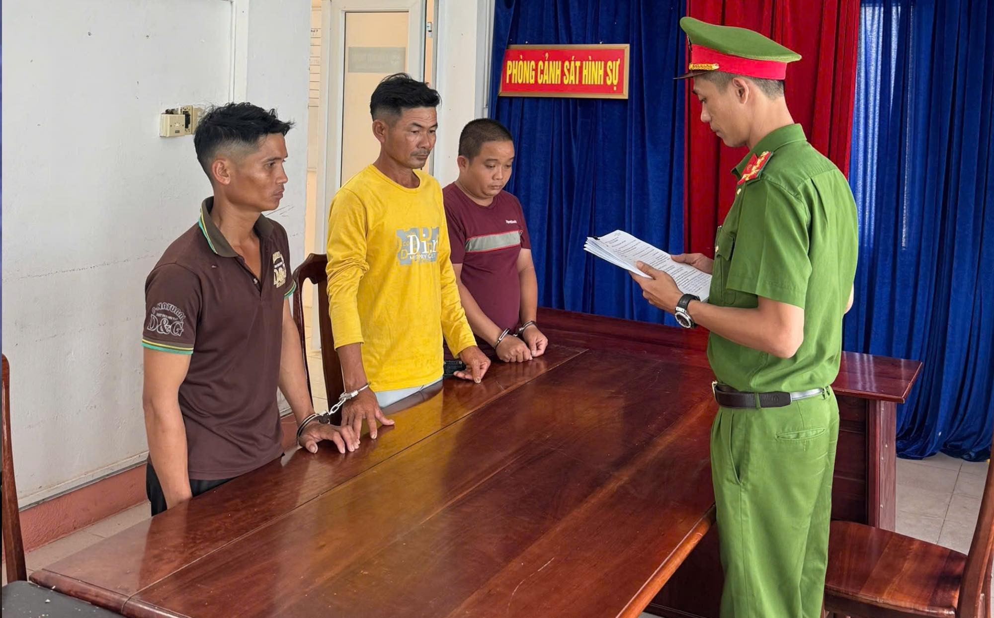 Đà Nẵng: Người bị đánh lún sọ vì bóp còi xua đàn trâu - Ảnh 1.