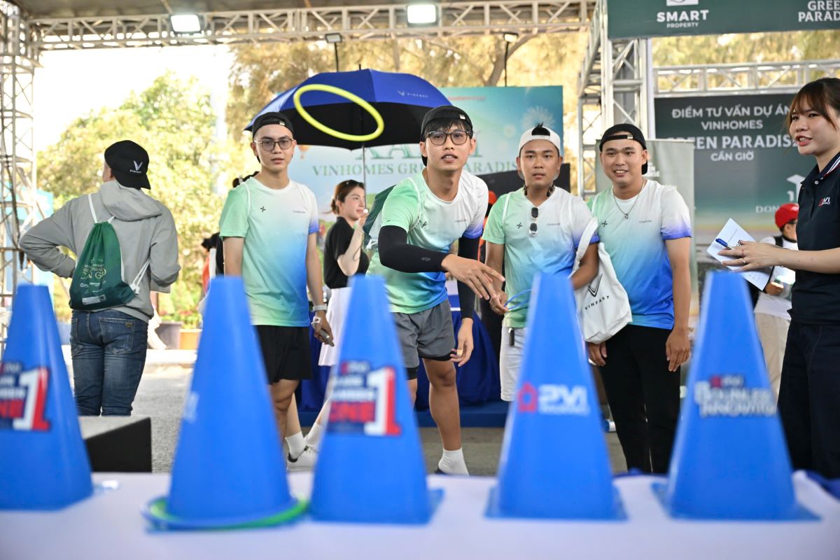 Trước giờ khai m&agrave;n VnExpress Marathon, runner v&agrave; du kh&aacute;ch n&oacute;i g&igrave; về Vinhomes Green Paradise? - Ảnh 5.