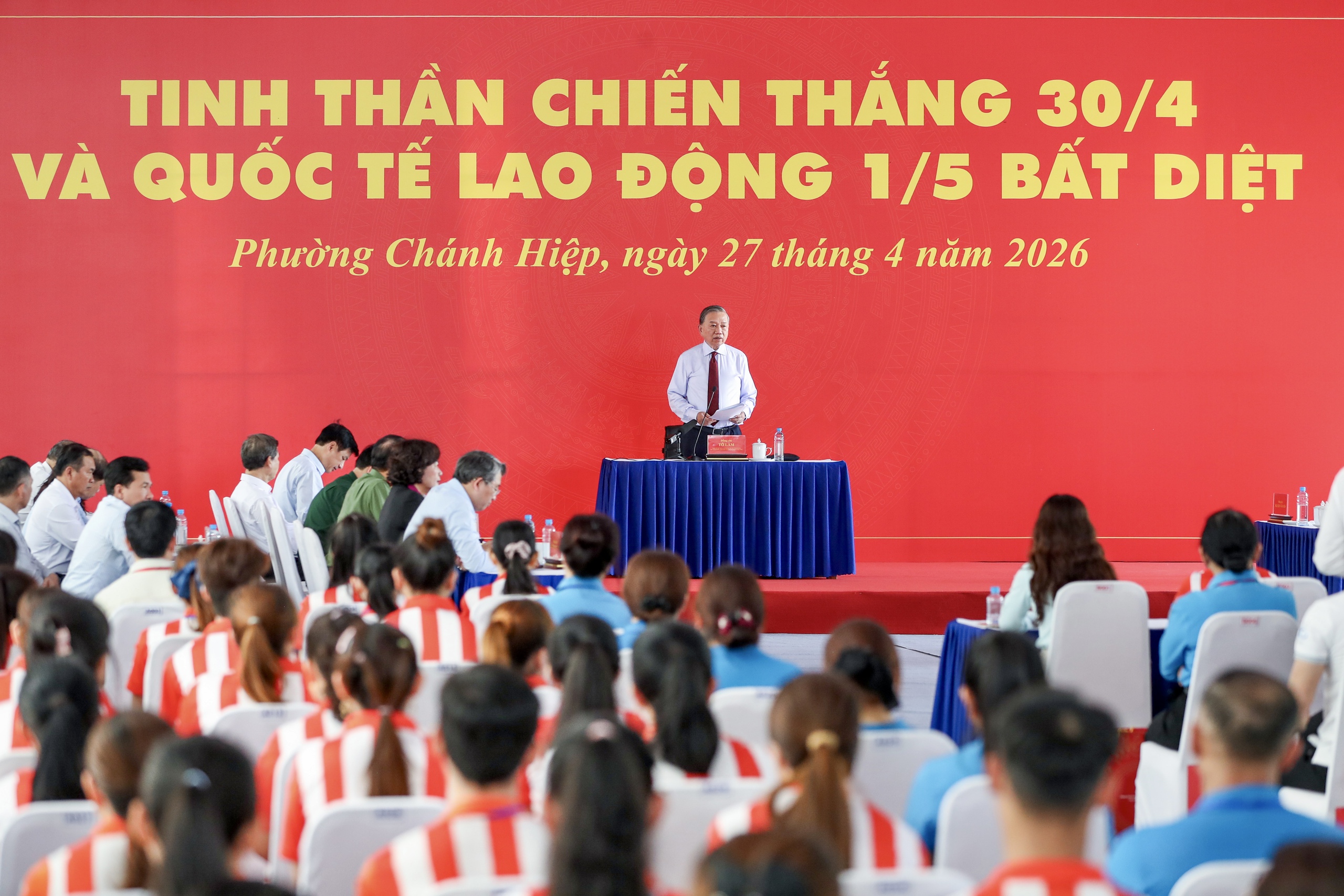 Người lao động Việt Nam trong kỷ nguy&ecirc;n vươn m&igrave;nh của d&acirc;n tộc - Ảnh 2.