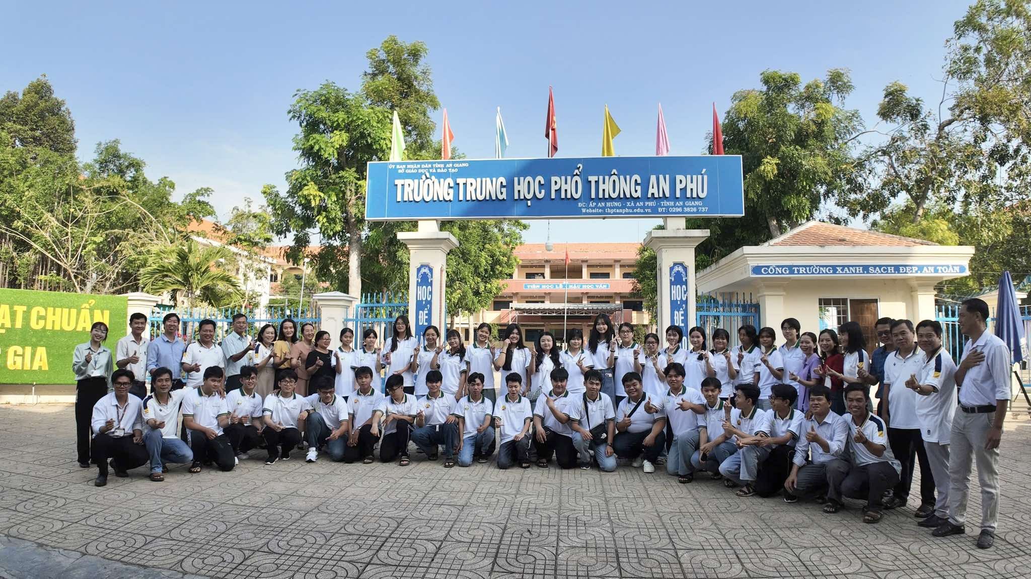 Chỉ ti&ecirc;u tuyển sinh lớp 10 ở Cần Thơ, T&acirc;y Ninh, Đồng Th&aacute;p, Vĩnh Long, C&agrave; Mau v&agrave; An Giang - Ảnh 7.