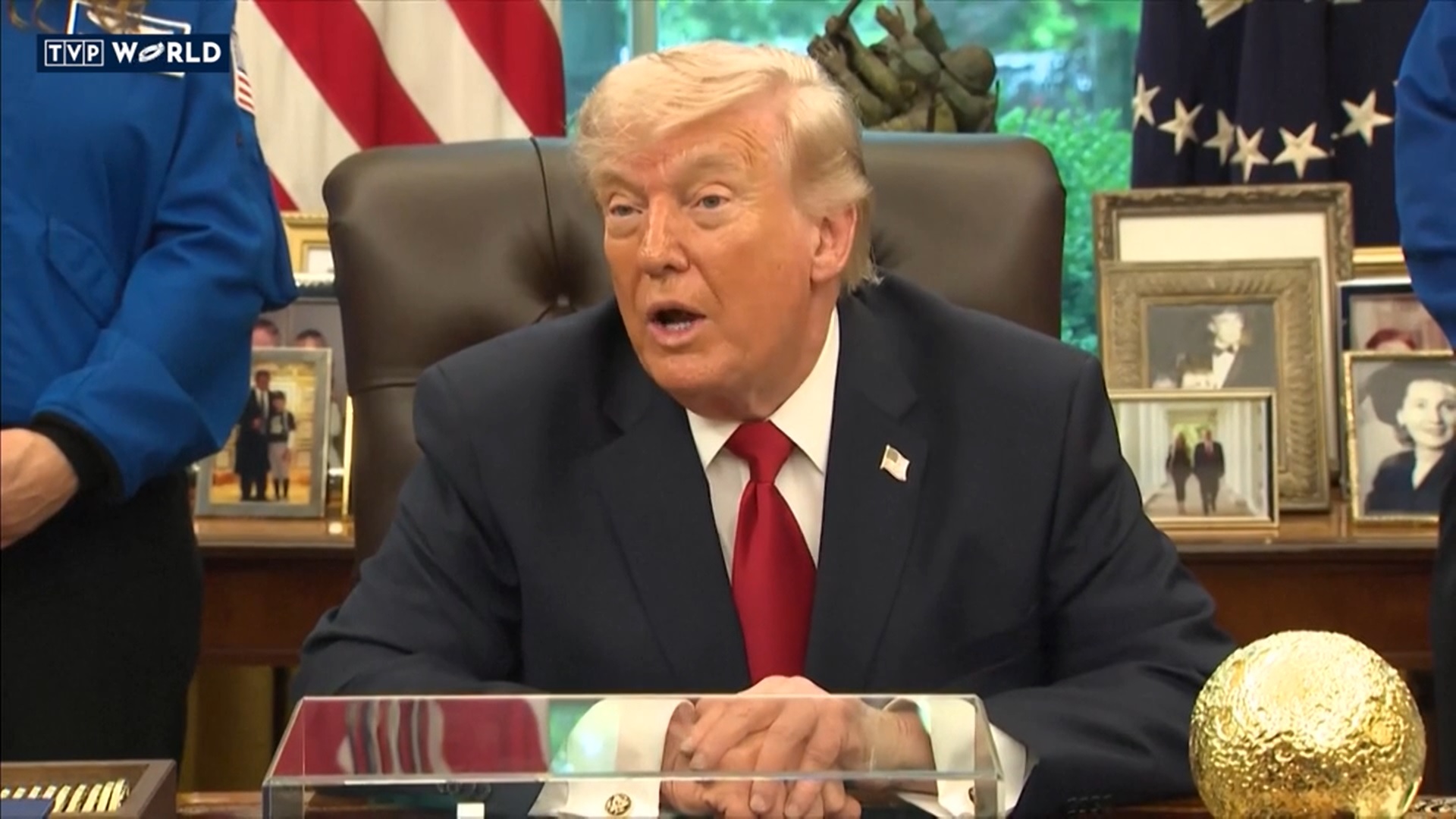 &Ocirc;ng Donald Trump khước từ &yacute; định gi&uacute;p đỡ của &ocirc;ng Putin - Ảnh 1.