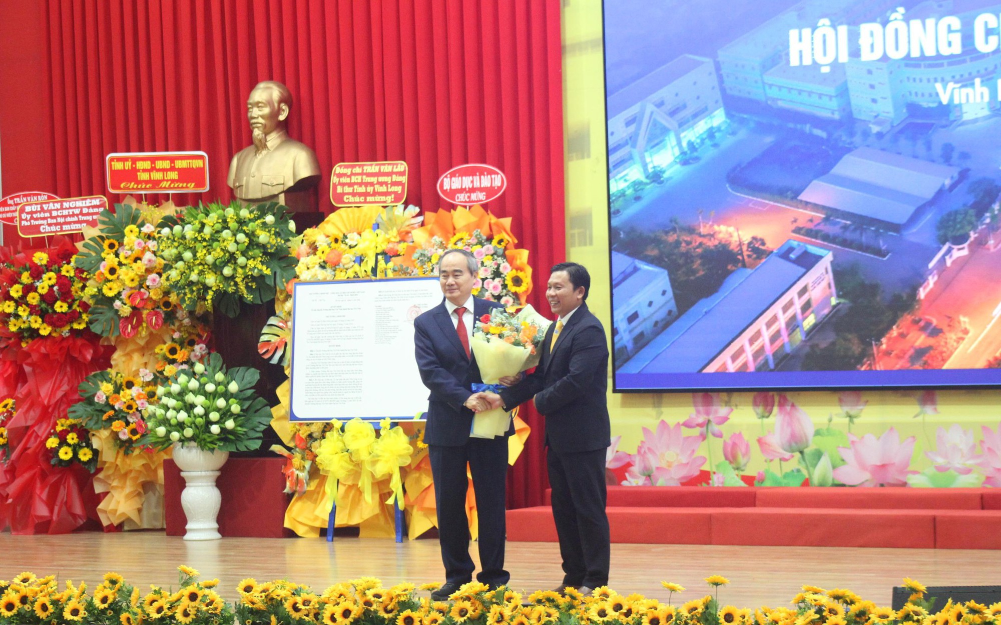 GS-TS Nguyễn Thiện Nhân làm cố vấn cấp cao Hội đồng Chiến lược Đại học Trà Vinh