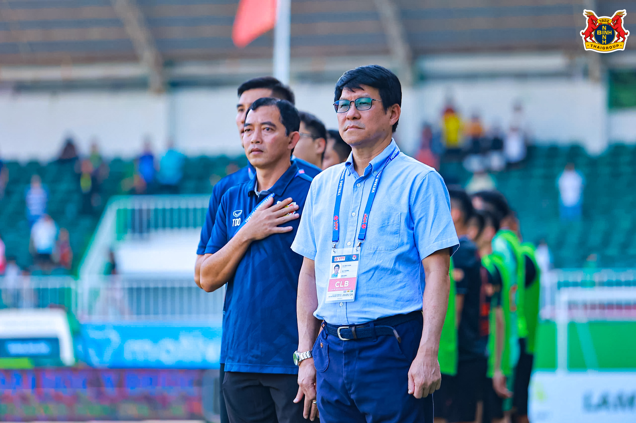 HLV Vũ Tiến Thành dẫn quân đánh bại CLB Hoàng Anh Gia Lai - Ảnh 1.